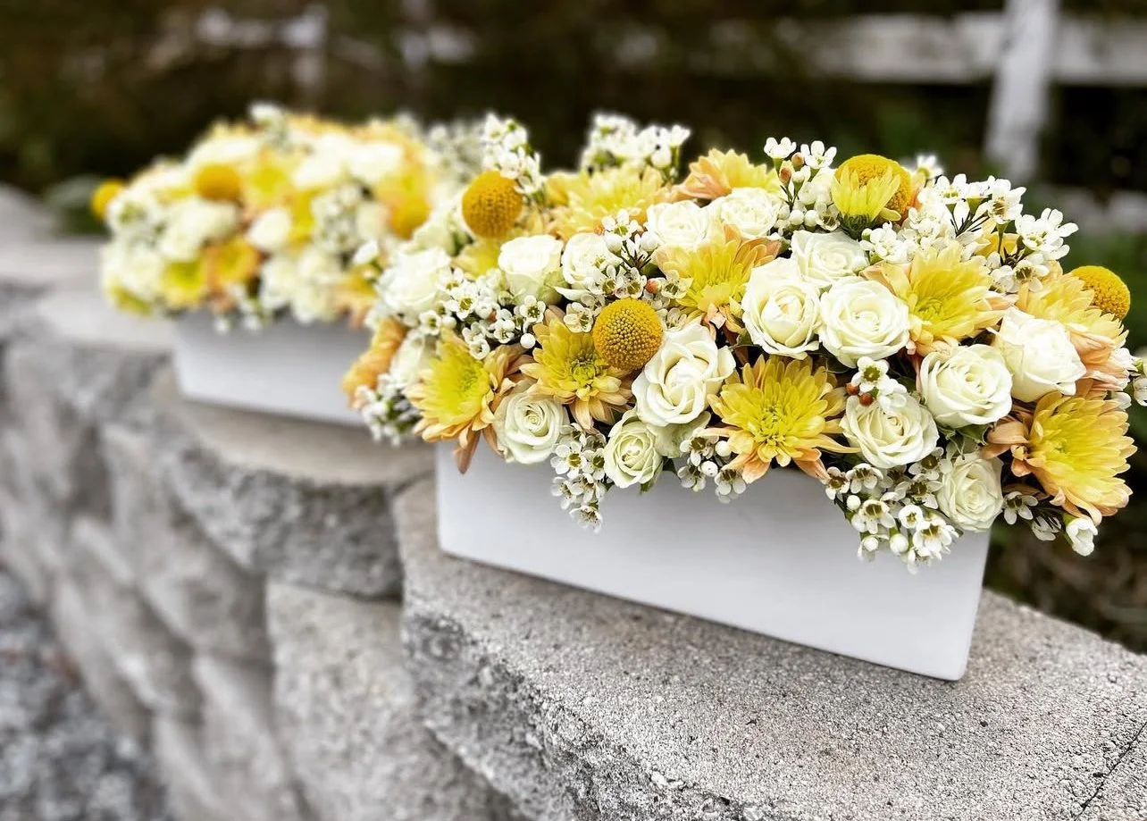 Yellows_whites_fall centerpiece.PNG