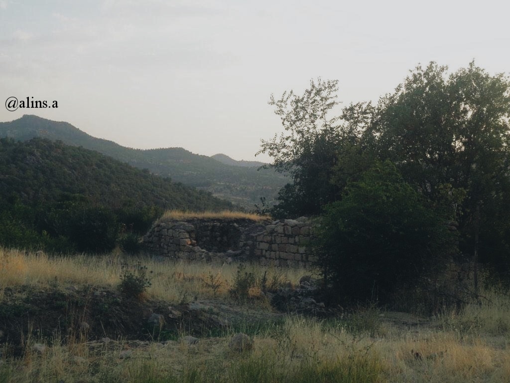 Gundê Babîrya; the old village
