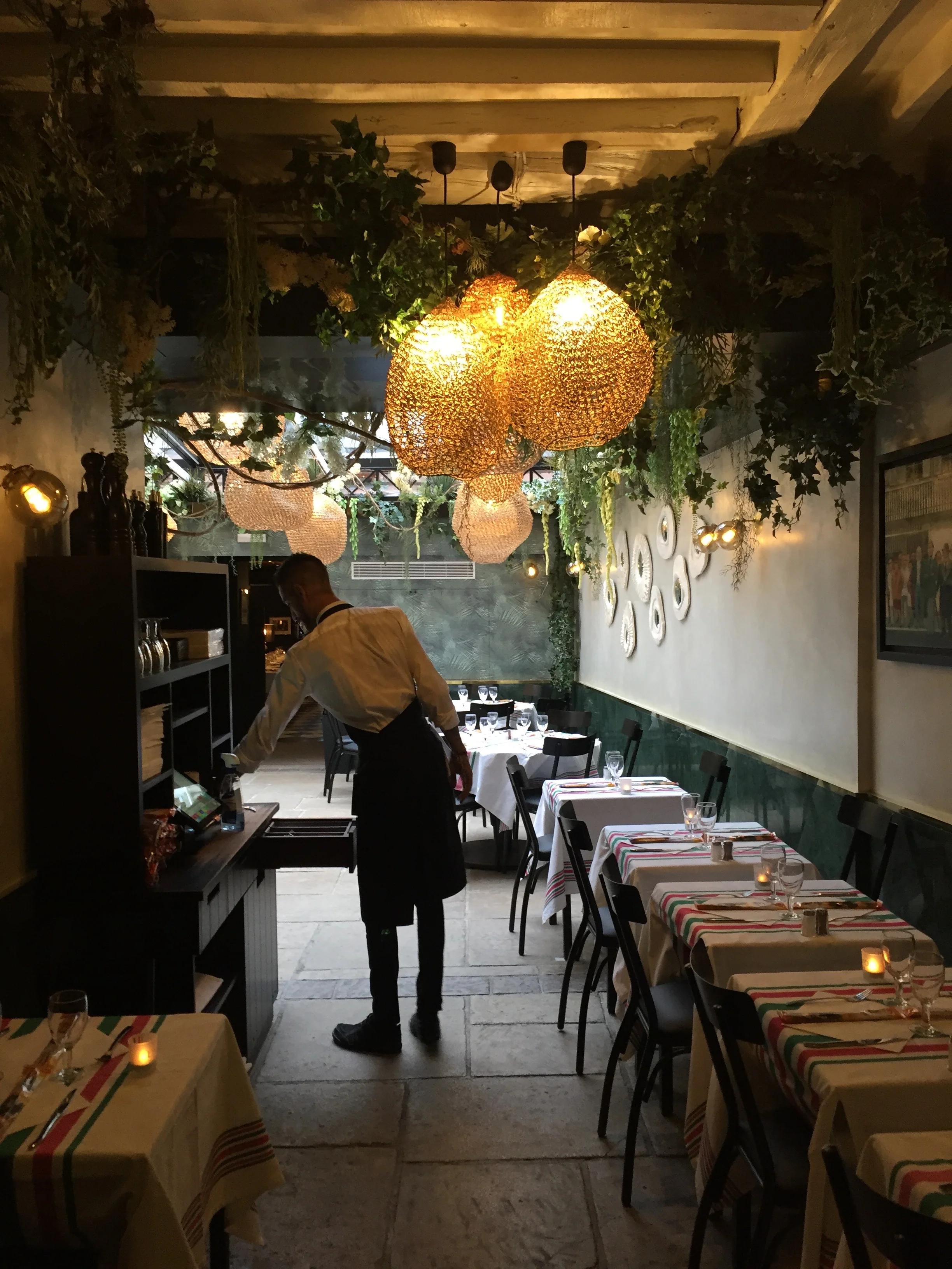 Restaurant Livio Neuilly sur Seine France