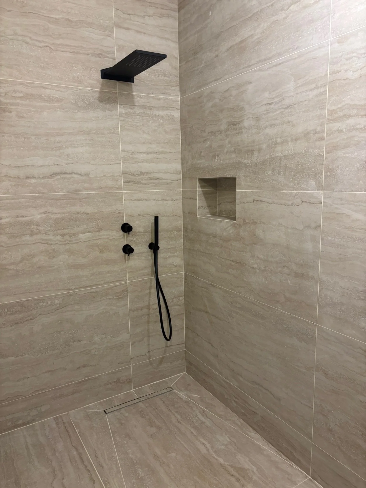 projet-flandrin-salle-de-bain-sur-mesure.jpeg