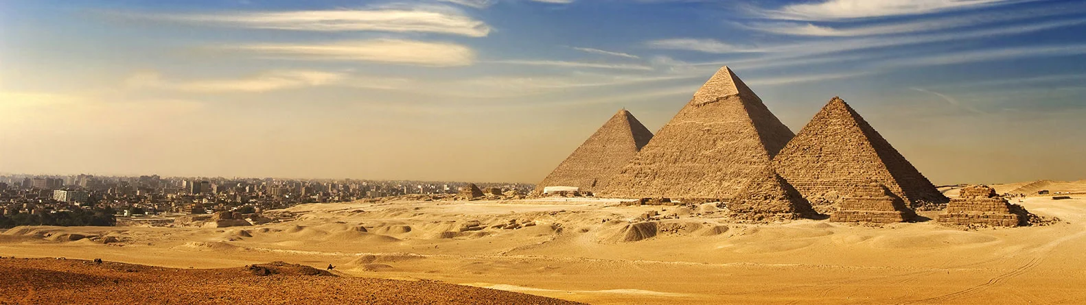 Pyramid Giza Egypt.jpg