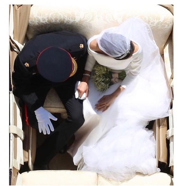 “Love is the only way.” So magical...The most beautiful bride, dress, ceremony and message to us all. ❤️❤️ Loved waking up at the crack of dawn to watch it. Now I am pretty sure I’ll be ready for a nap this afternoon!
#RoyalWedding #RoyalWedding2018 @givenchyofficial @clarewaightkeller