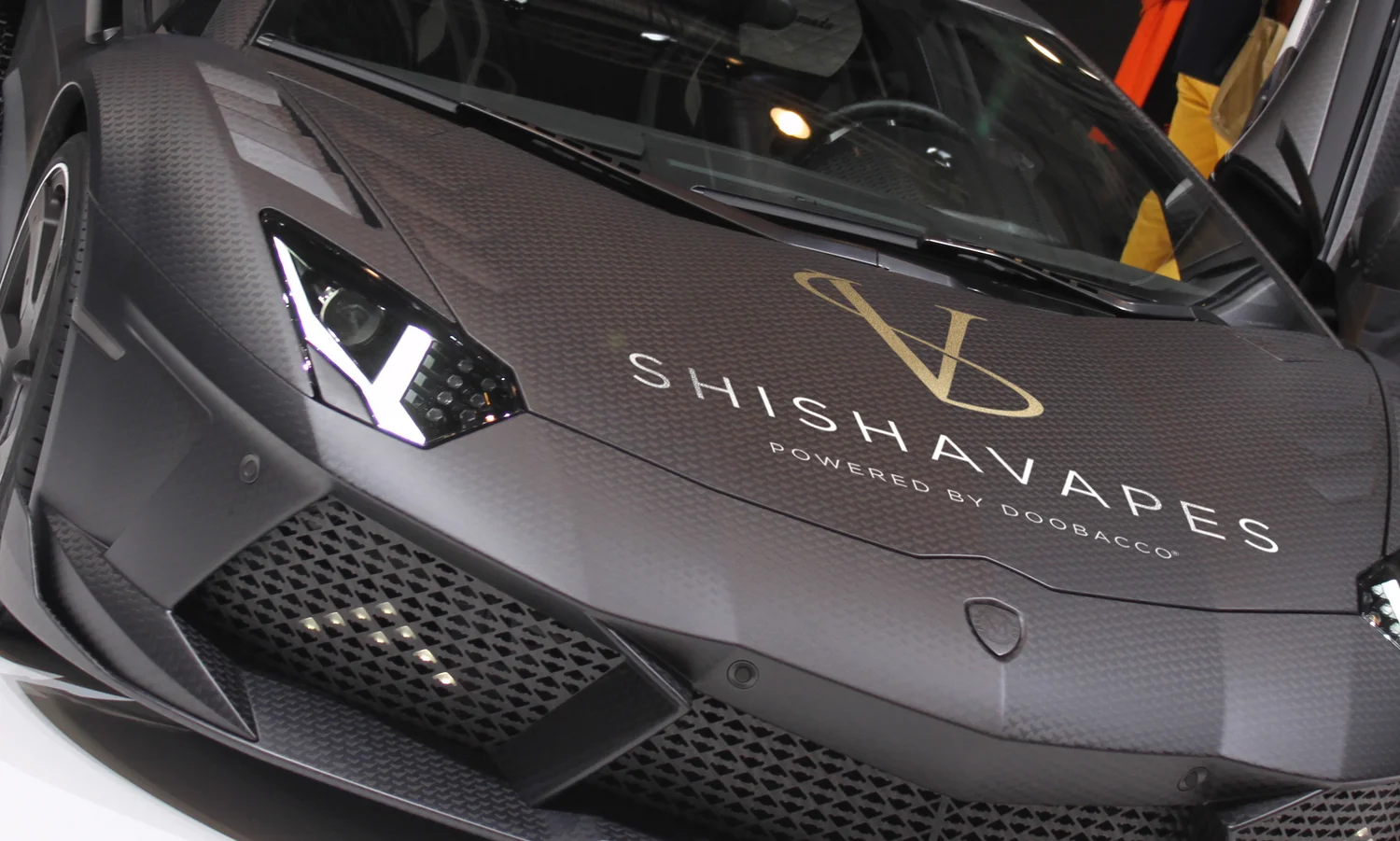 sv+aventador.jpg