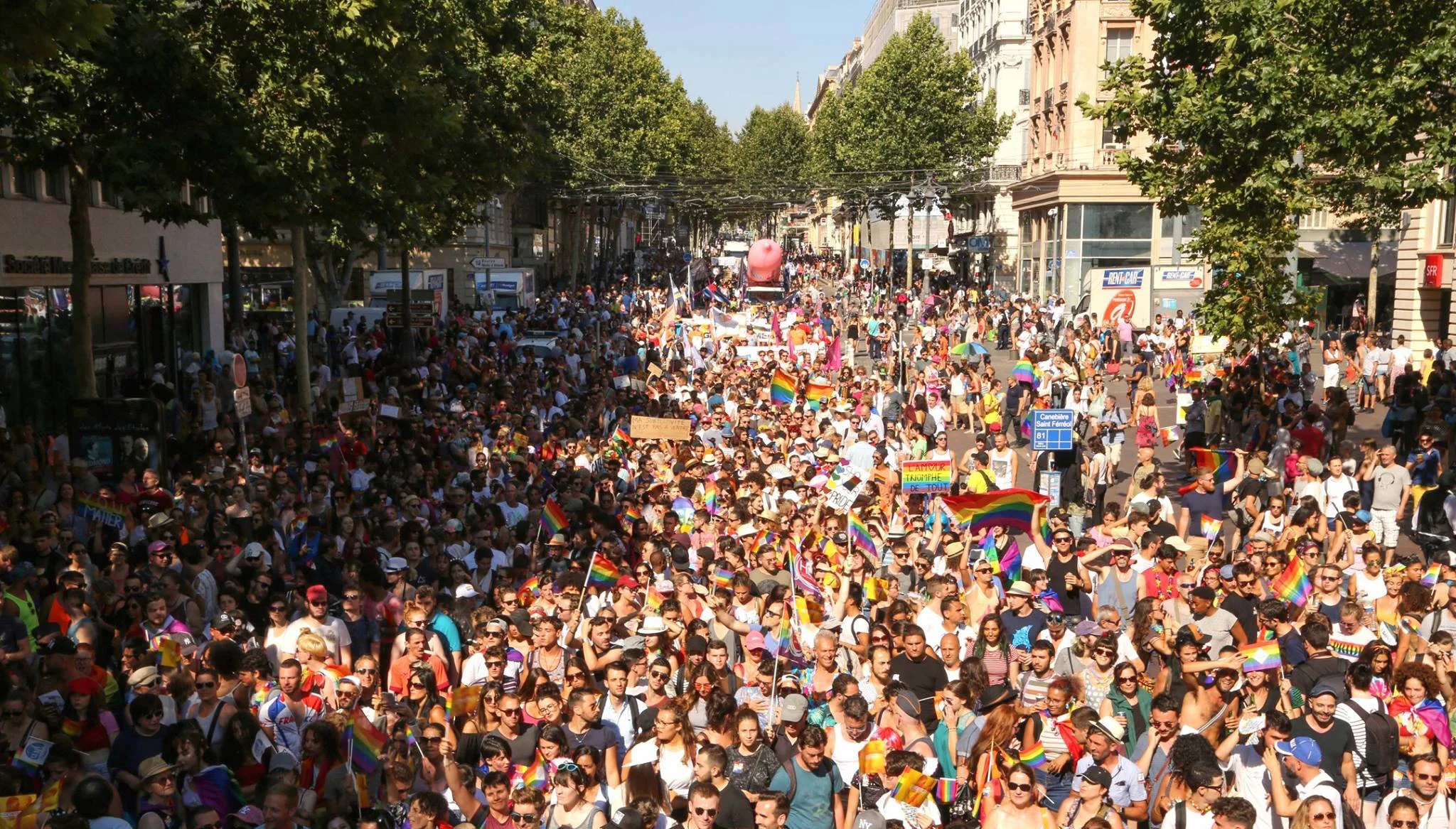 36965676_2139325649670341_1626024577601634304_o copy.jpg