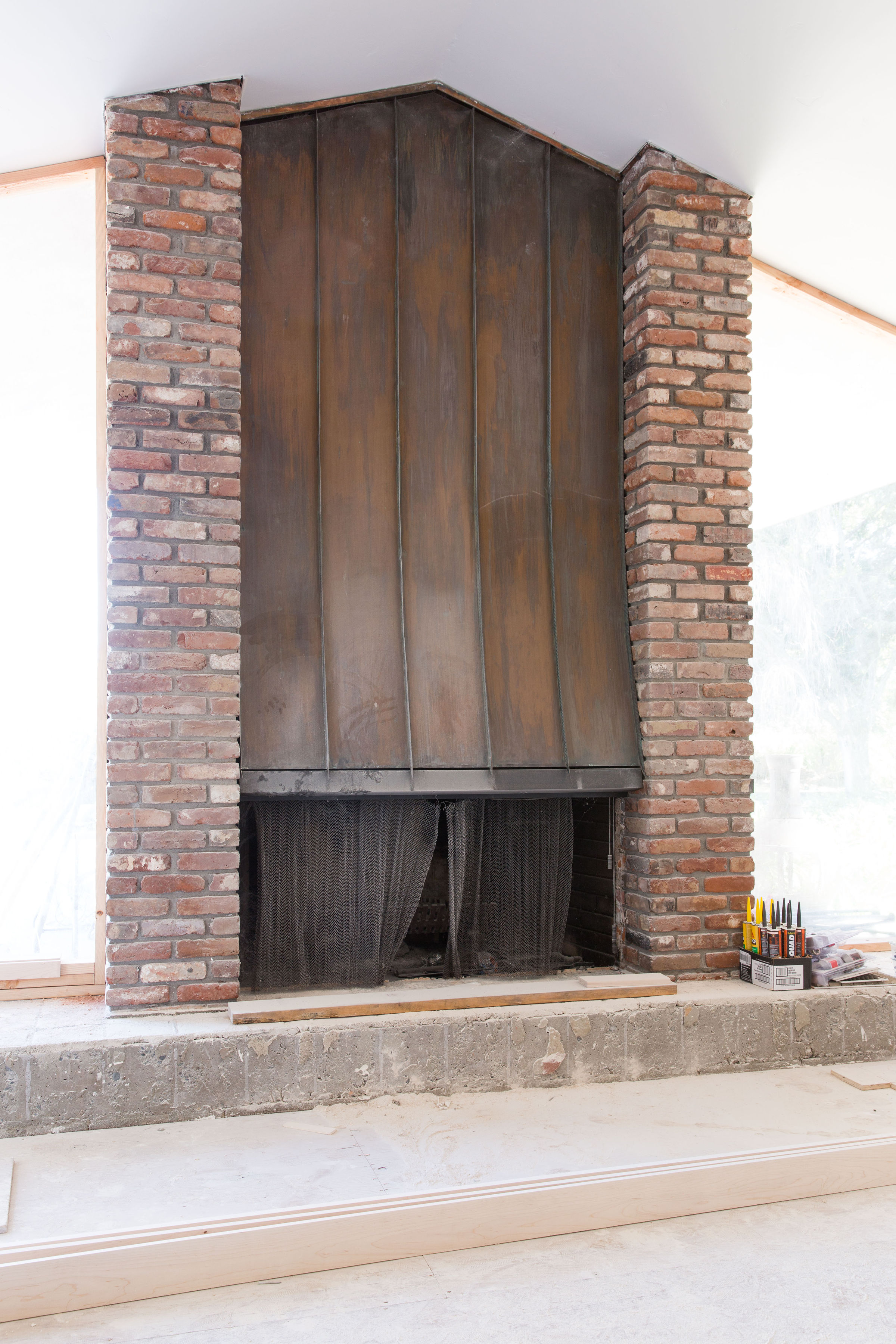 1960’S FAMILY ROOM BRICK & COPPER FIREPLACE