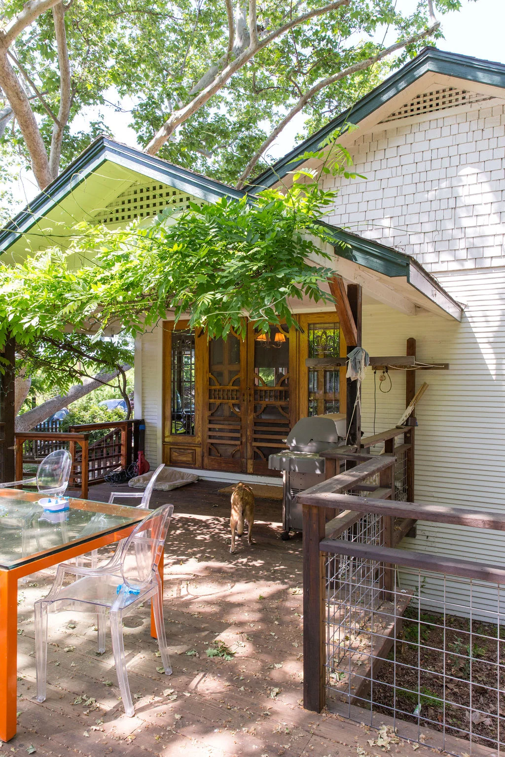 BACK OF THE HOUSE