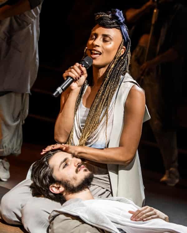 Sallay Garnett’s mellow soulfulness writes the score anew.