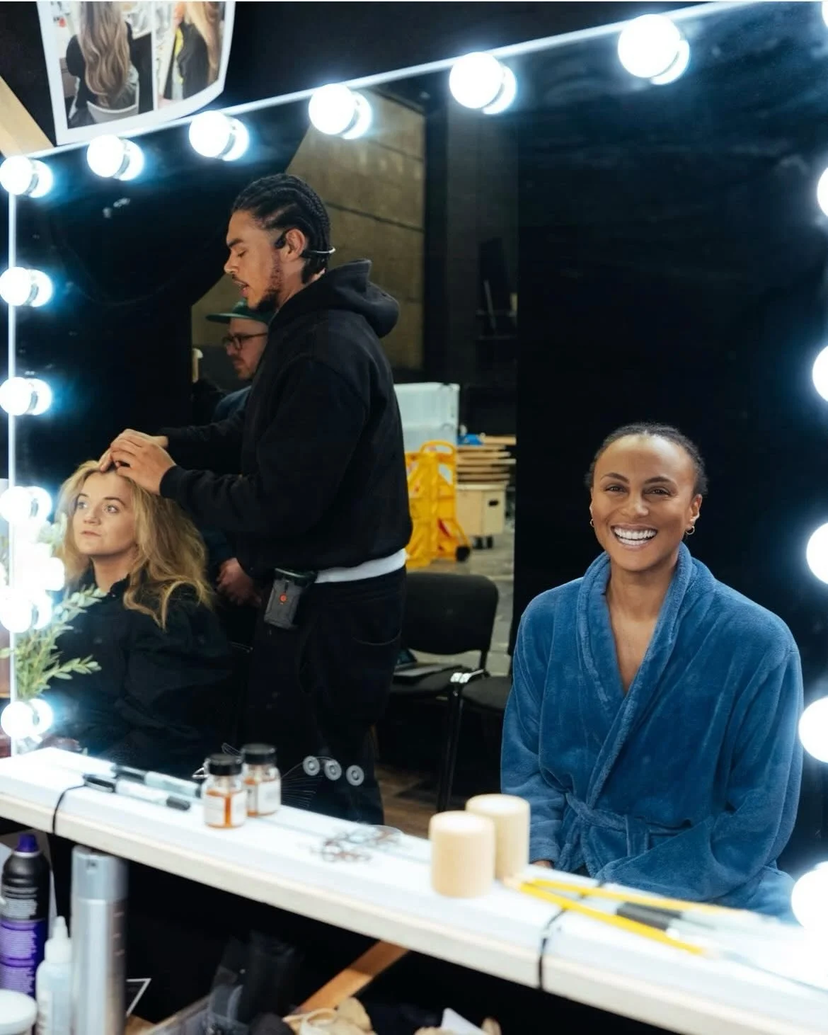 Our last fortnight of J.M. Synge&rsquo;s Playboy of the Western World at @nationaltheatre 

Best gang 💜💚💜💚💜💚💜💚

Backstage photos 📸 @helenmurraypix 
On stage photos 📸  @marcsbrenner