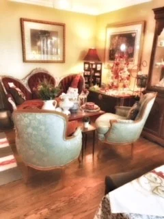 SittingRoom2.jpg