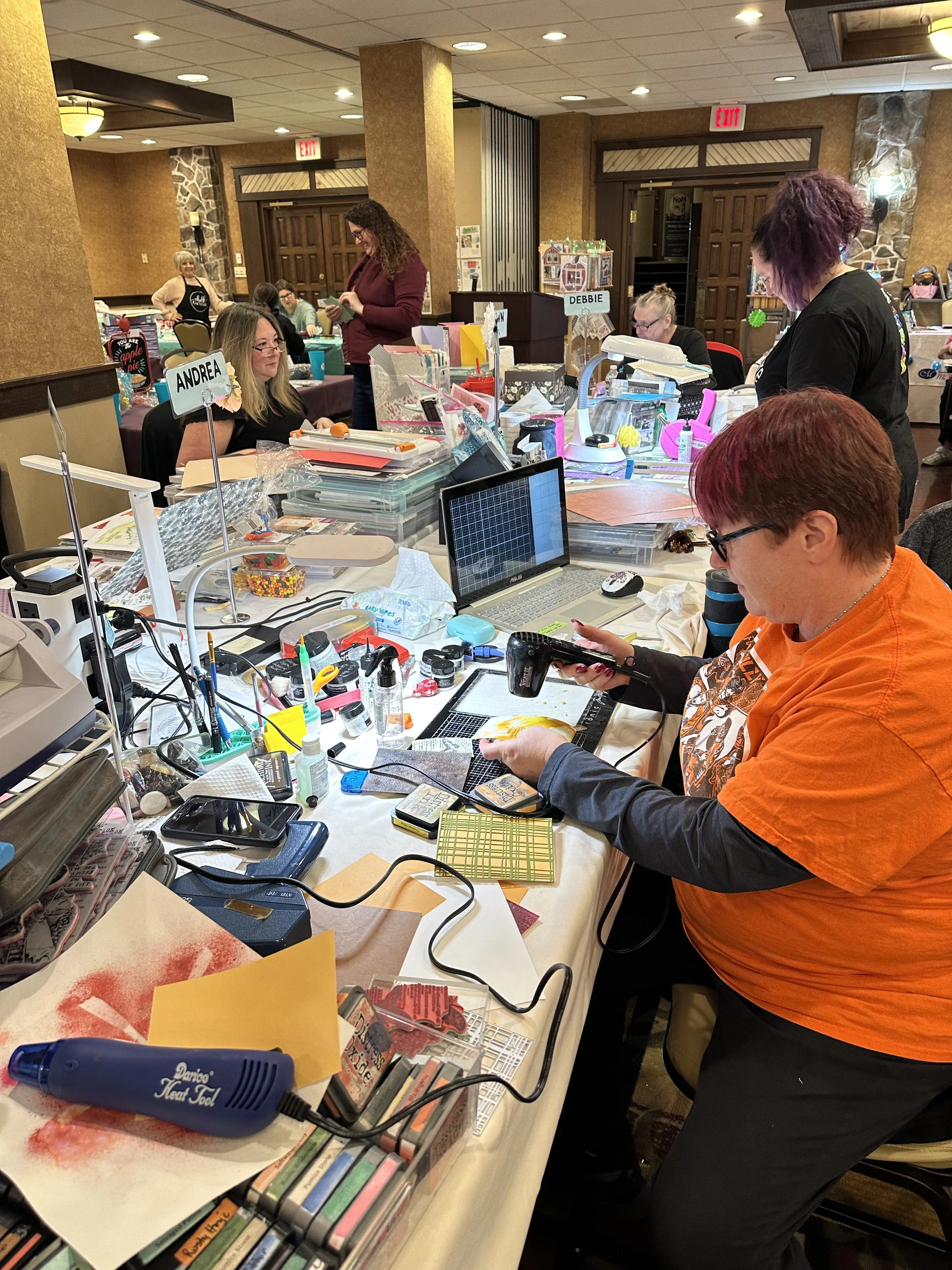 August No-Frills Crop