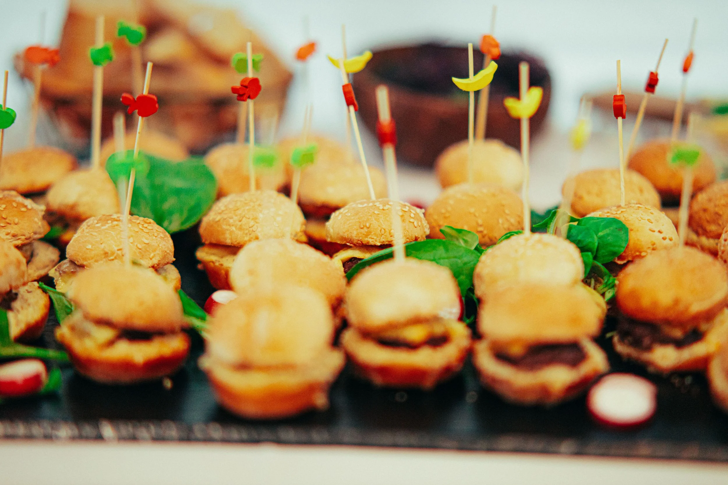 Should I Offer Free Food Samples in My Taproom?