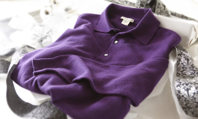 Feature_W_Sweater_1.jpg