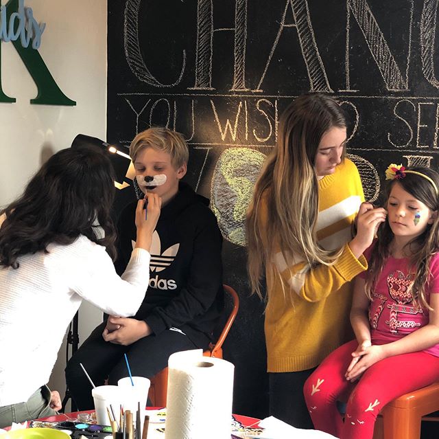 Spring Into Summertime at VGK was so fun last Saturday! Who even cares about a little rain??!! Our students learned so much from Bee Expert and Teen Entrepreneur, Jake, from @carmelhoneycompany via Skype, made beeswax candles, painted bee scenes on c