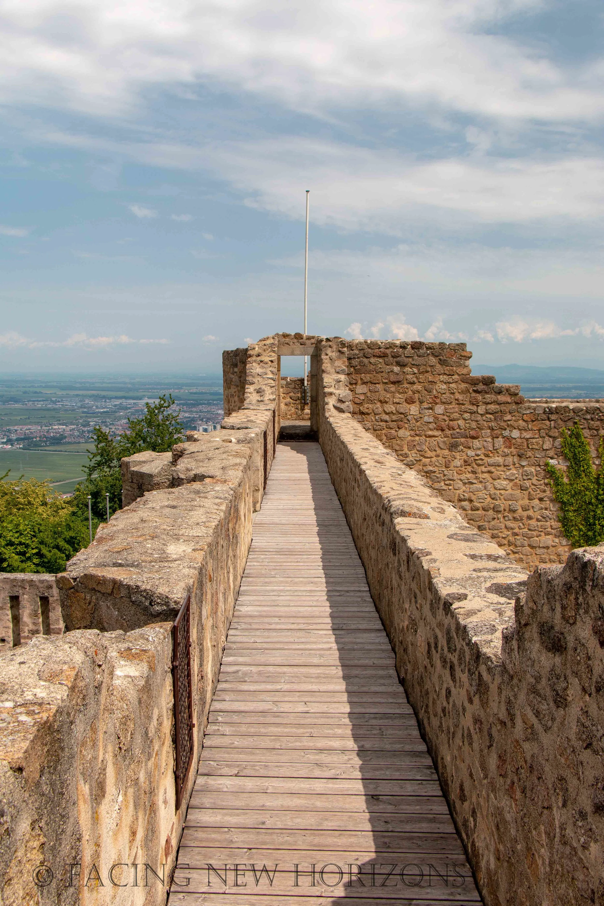 Castle Hohlandsbourg