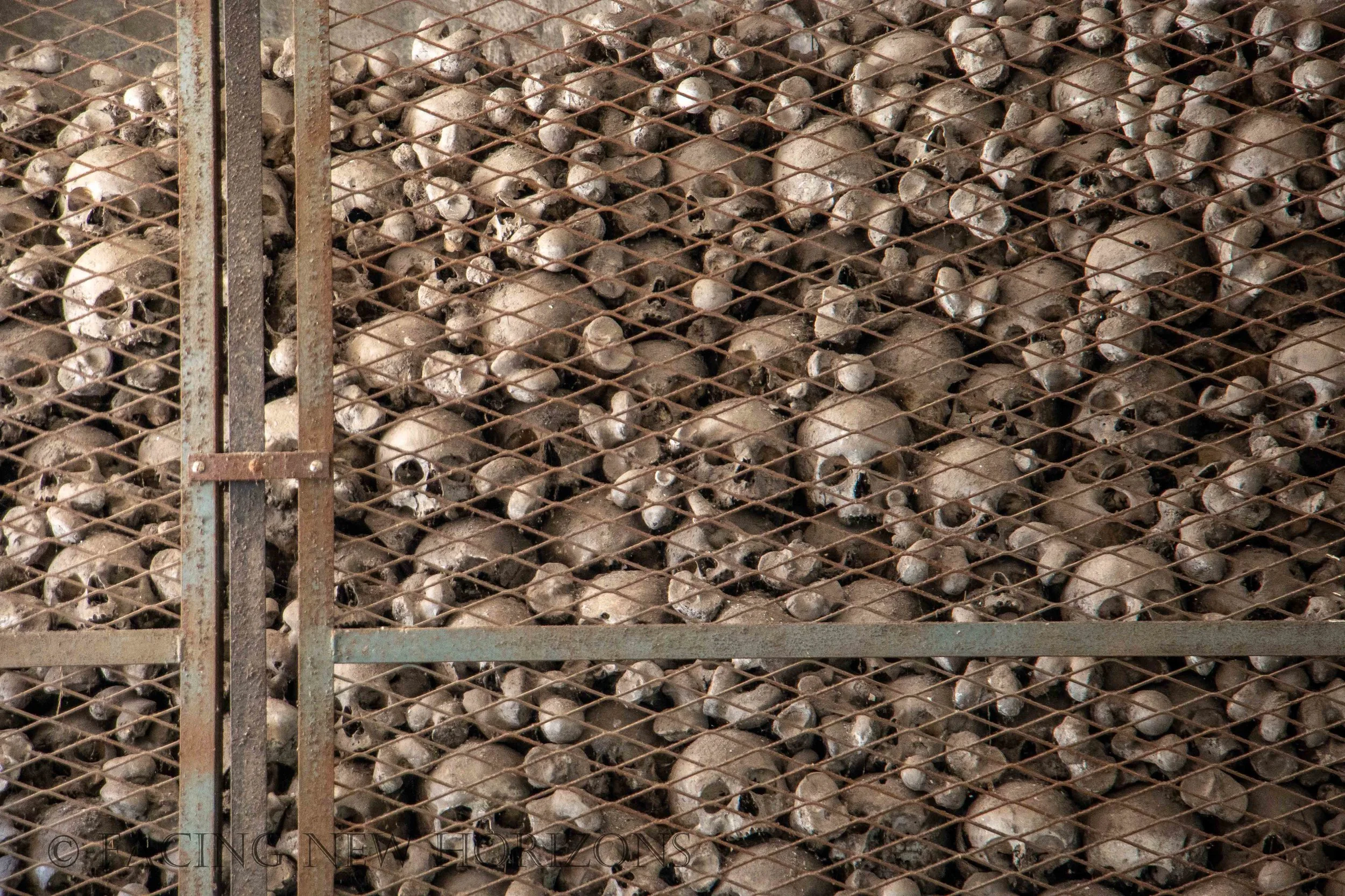 Kaysersberg-Vignoble: Pretty Buildings and Human Skulls