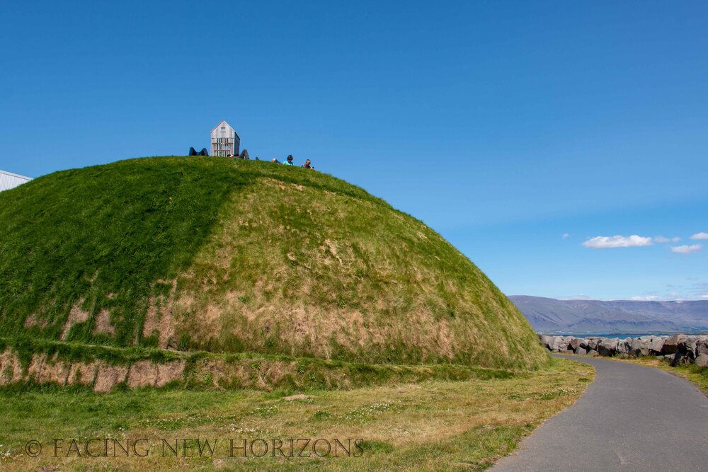  The Þúfa mound in Reykjavik 