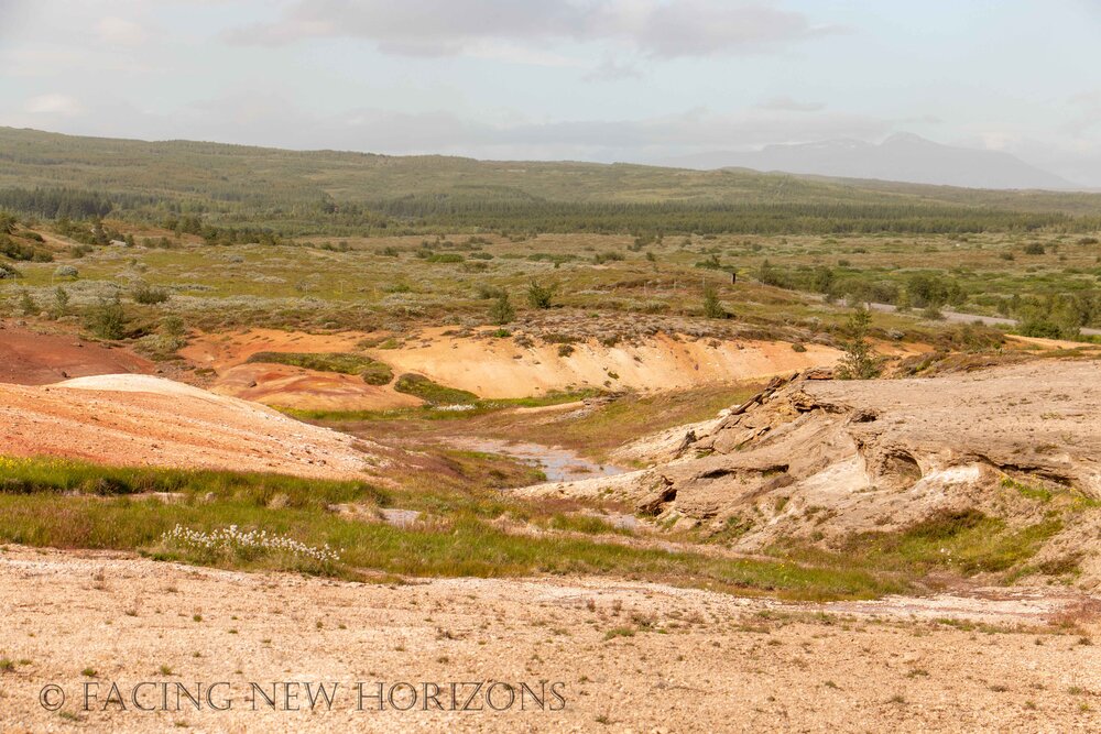  The sulfur in the soil gives the landscape a beautiful variety of color 