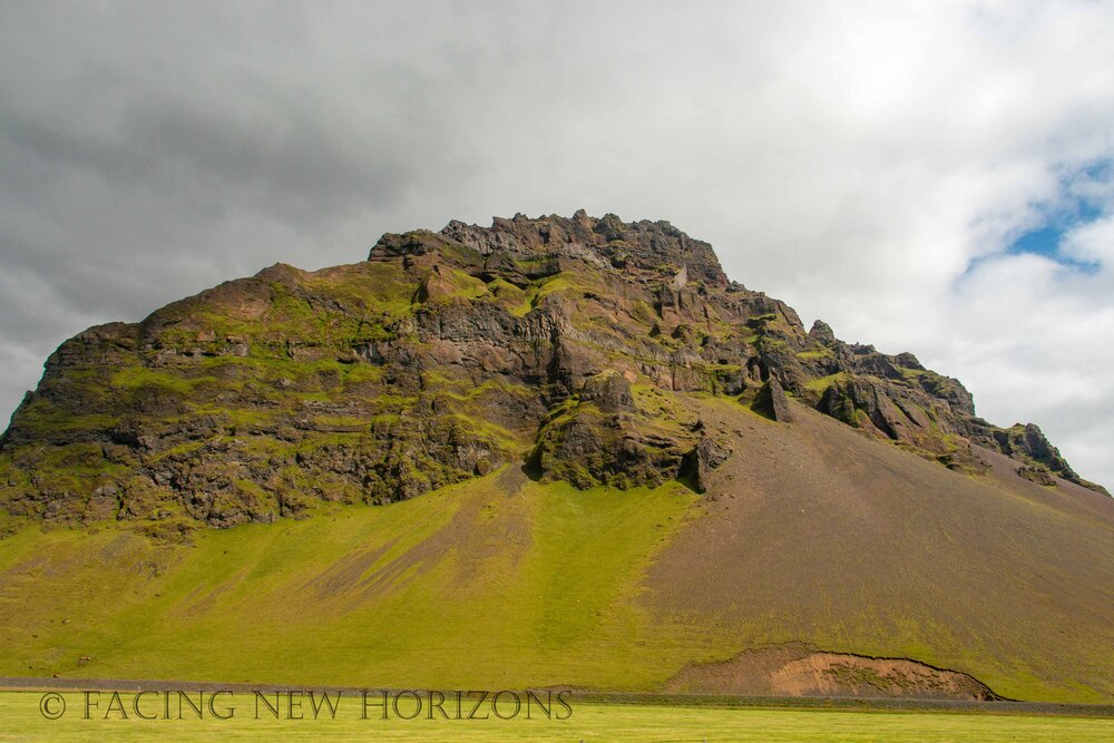  Rock formations in southern Iceland 
