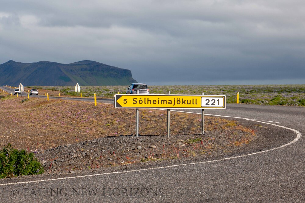  Made an unplanned turn for Sólheimajökull glacier! 