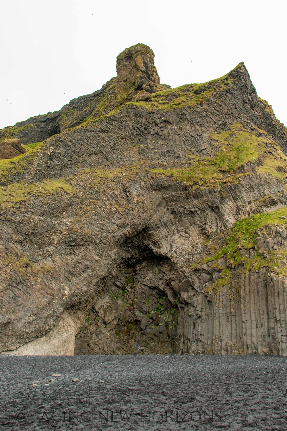  Looking towards the Hálsanefshellir cave at Reynisfjara  