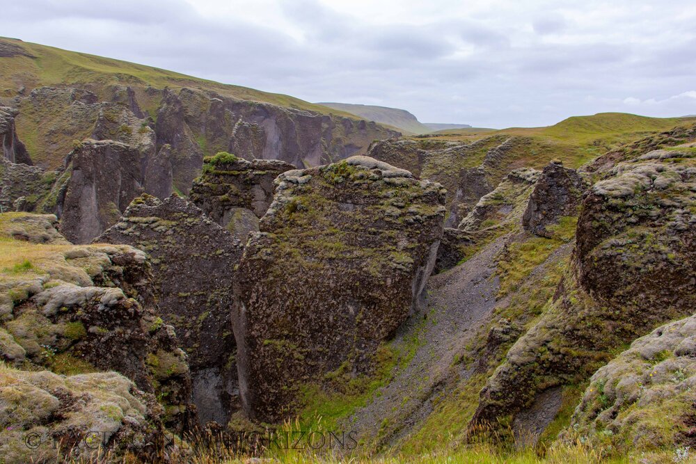  Jagged and jutting rocks of Fjaðrárgljúfur make up the walls 