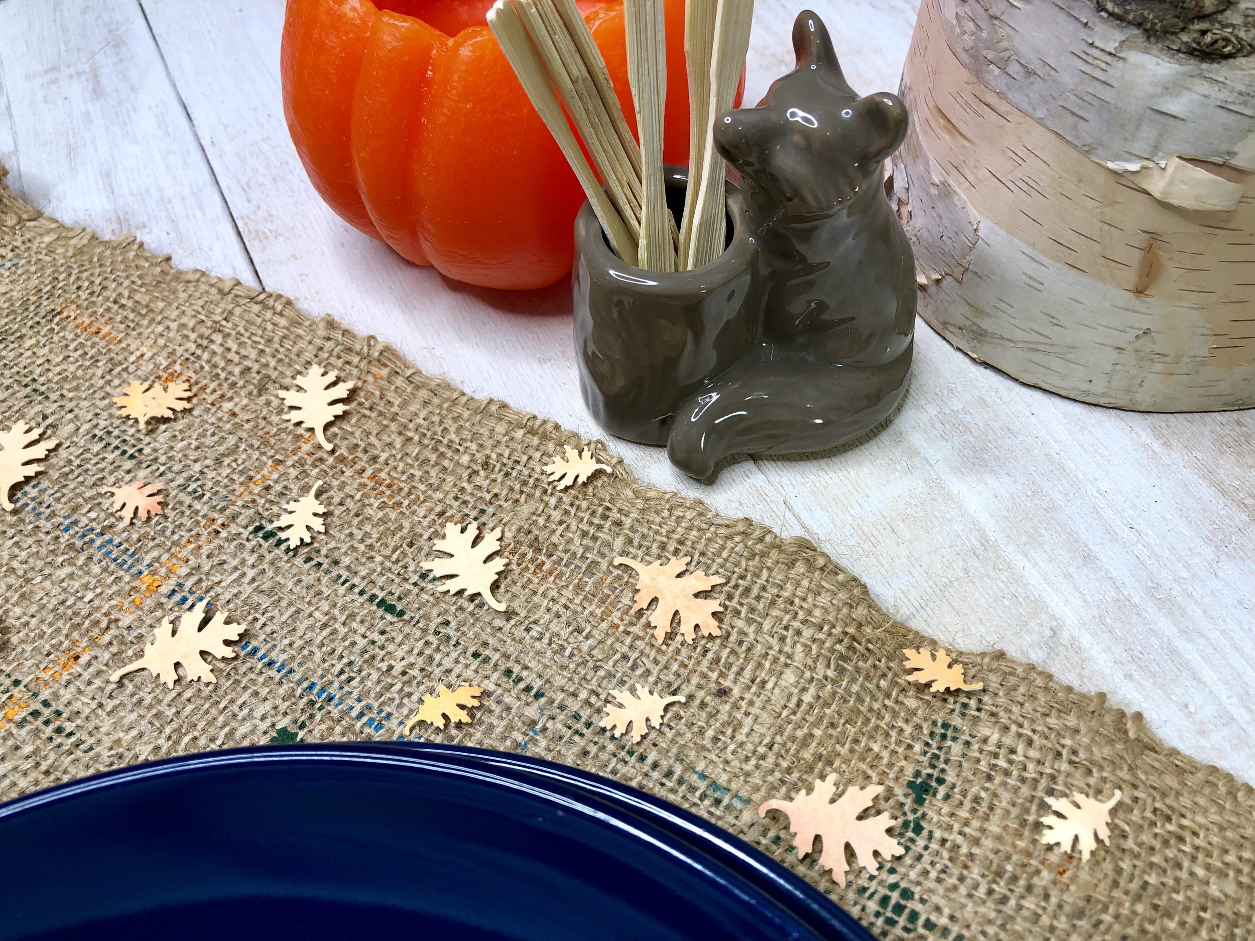 Simple and Relaxing Watercolor Leaf Crafts for Fall - Learn 4 Easy Autumn Paper Leaf Crafts. #autumn #autumncrafts #diy #thanksgivingtable #tablescape #stressfree #crafting #modpodge #modpodgeultra #selfcare #fallhomedecor #falldecorations #falldiy #watercoloring #howtowatercolor