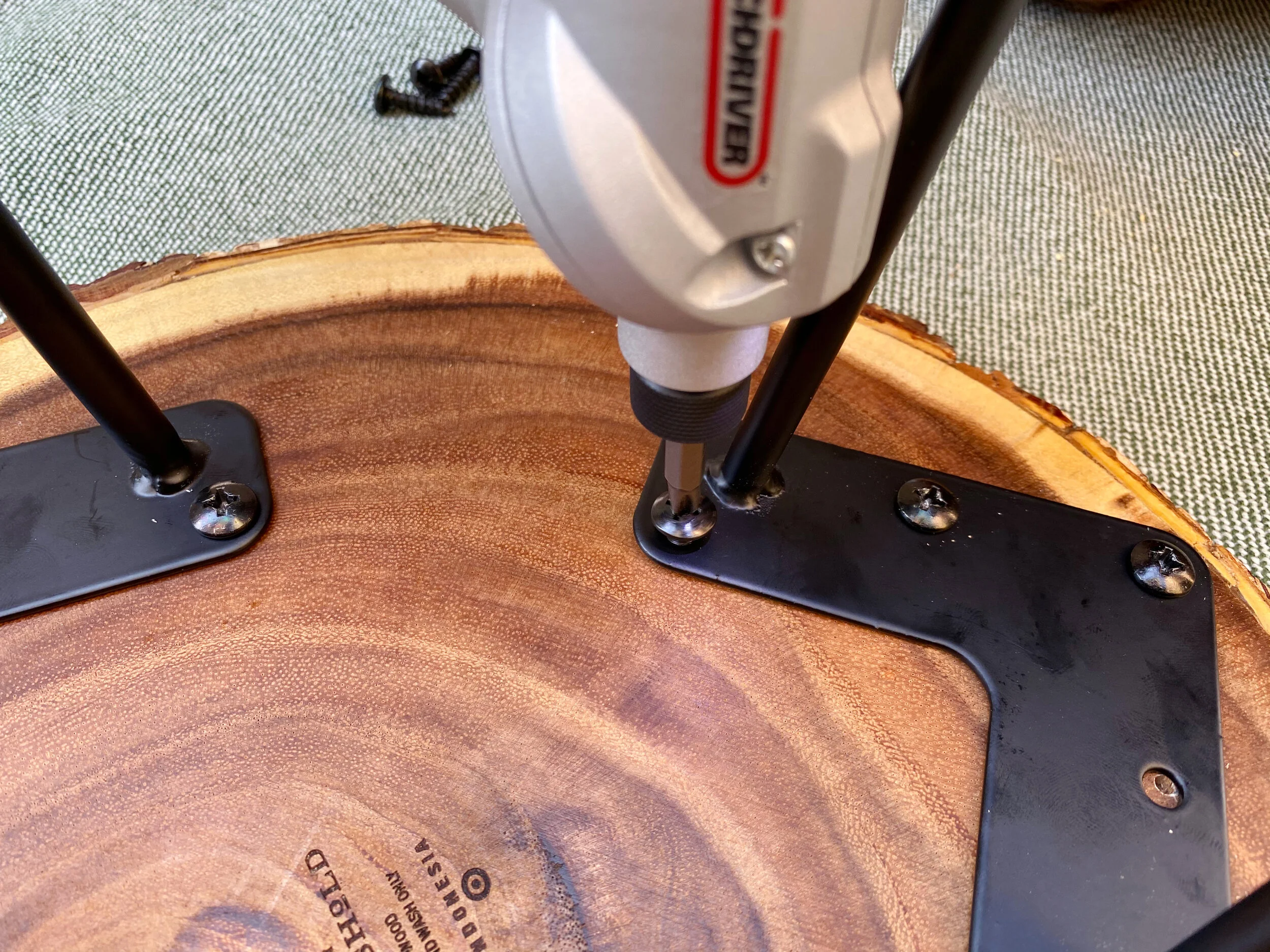 Easy DIY Wood Slice Side Table — Crafty Lumberjacks