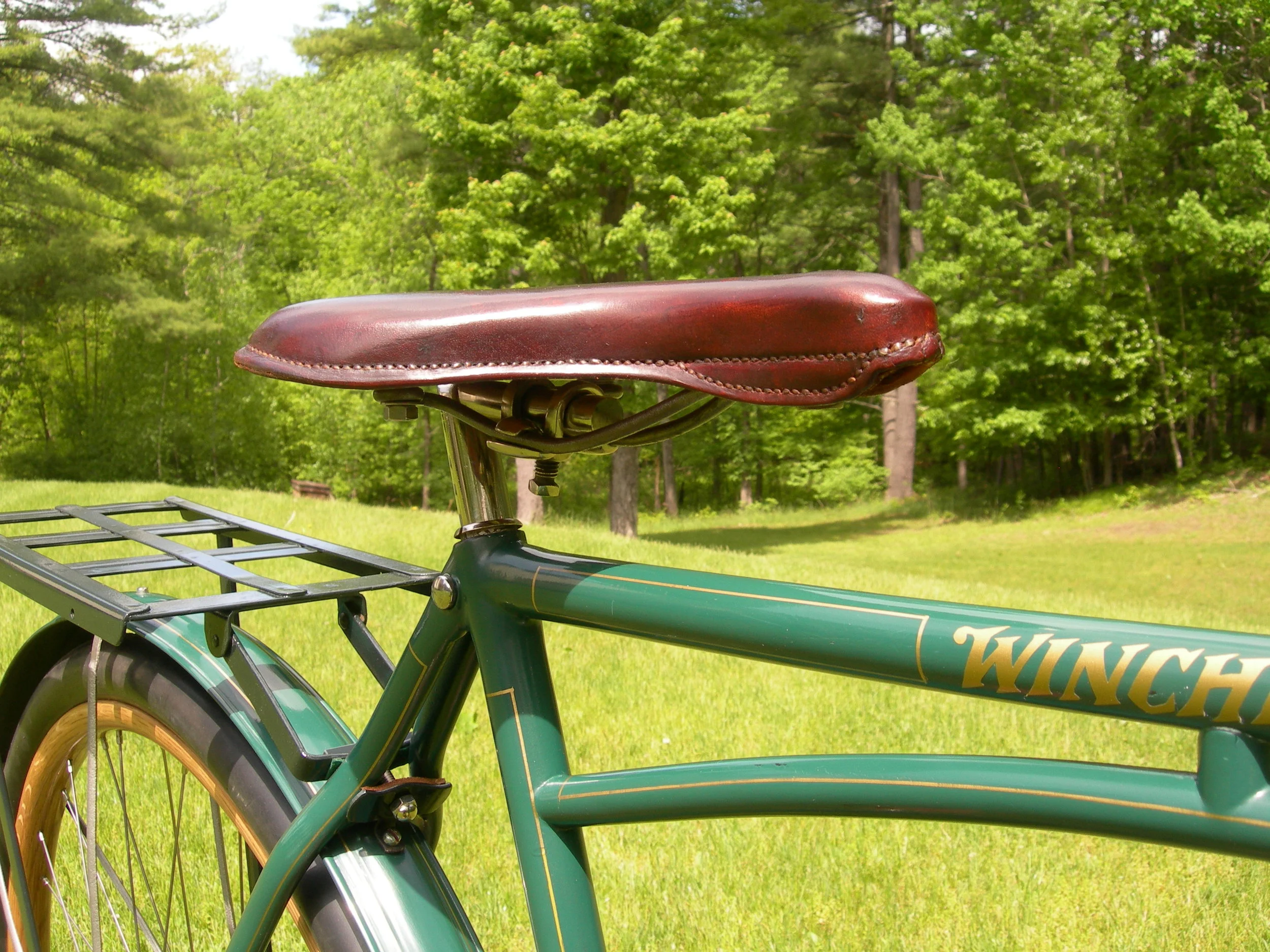 1918-columbia-built-mens-winchester-detail_11123167926_o.jpg