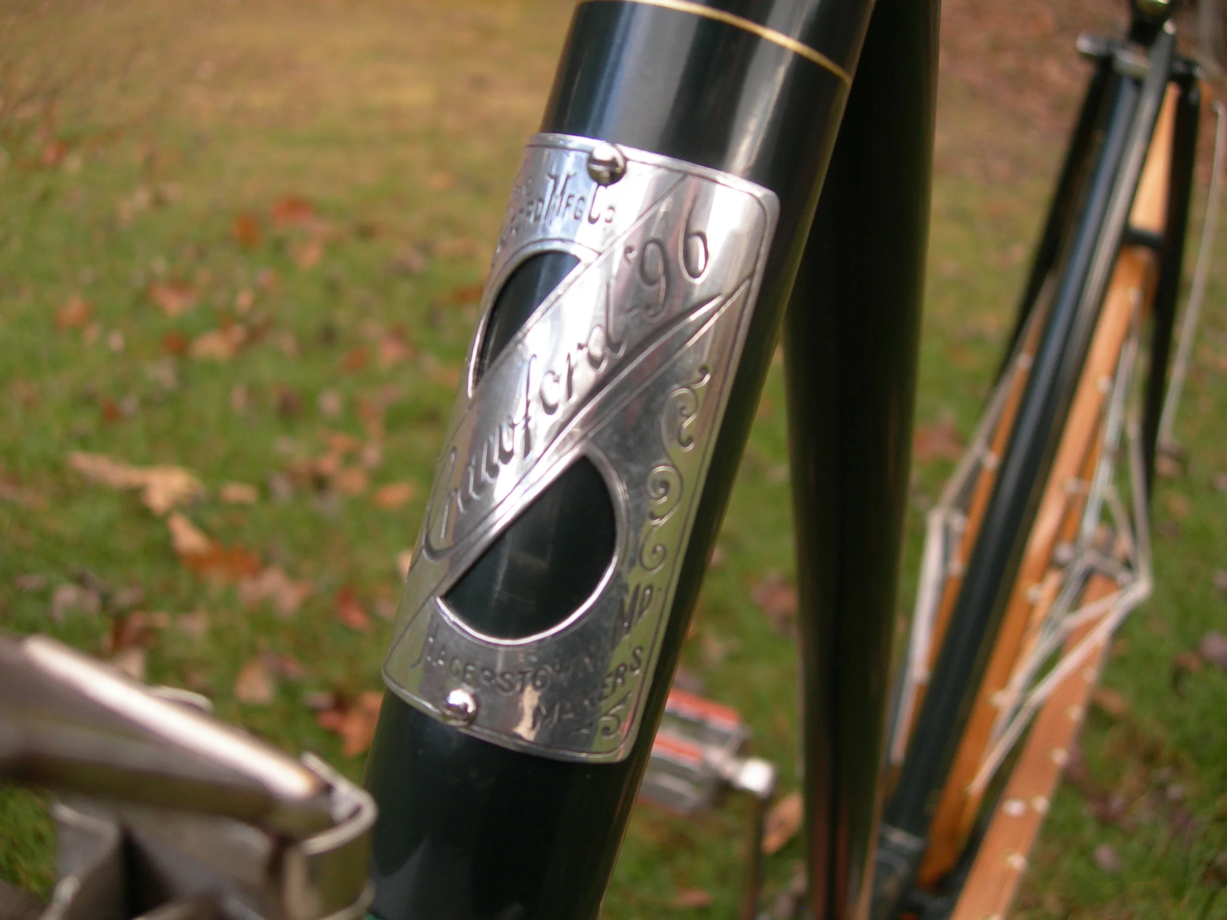 crawford---emblem-close-up_7205028844_o.jpg