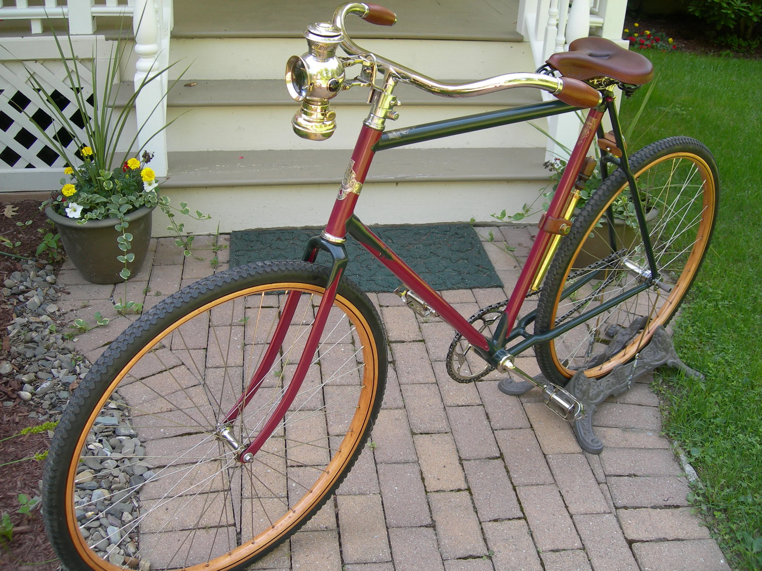 gormully--jeffrey-rambler---full-view_7211998212_o.jpg