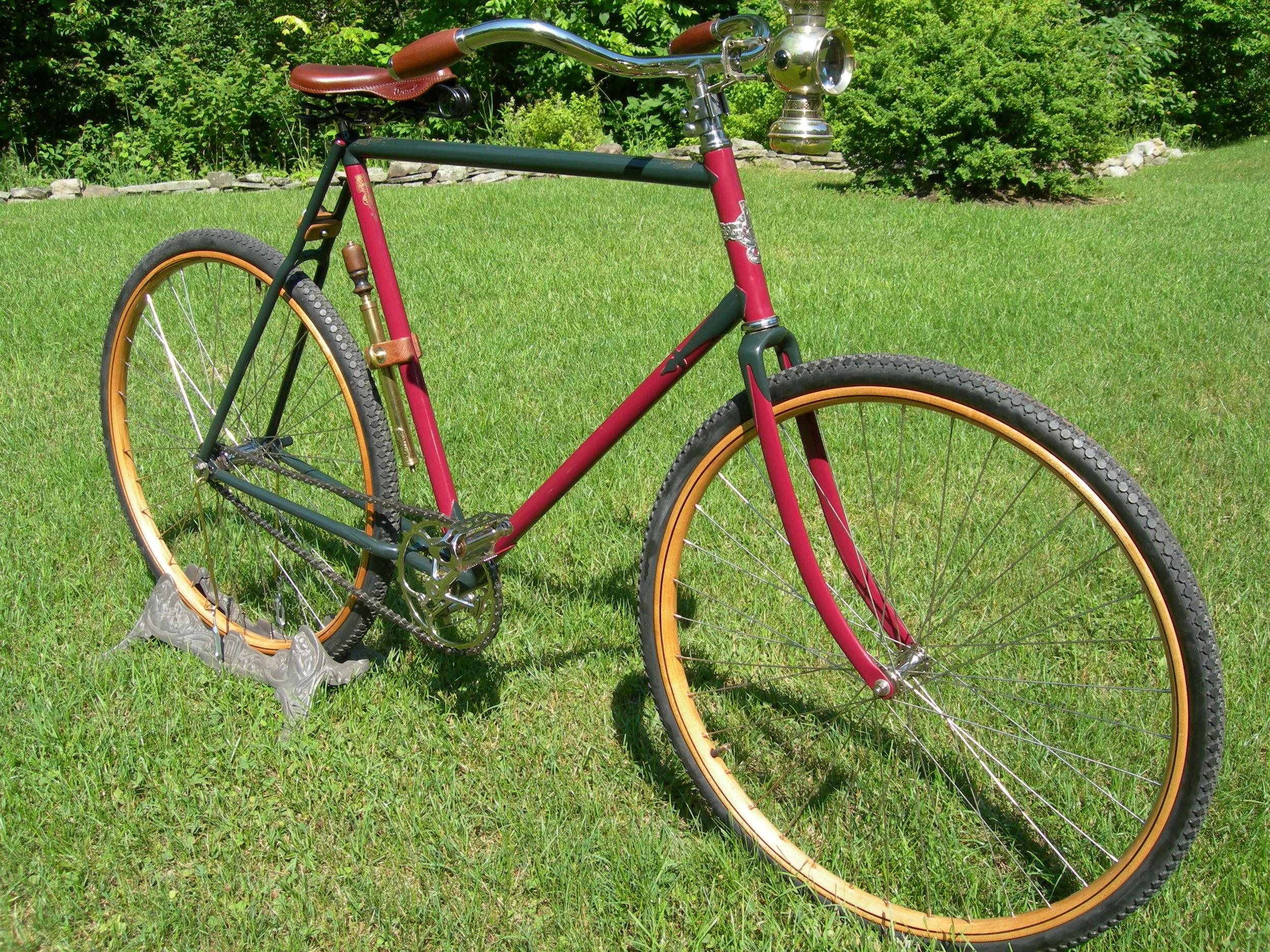 gormully--jeffrey-rambler---detail_7211998452_o.jpg