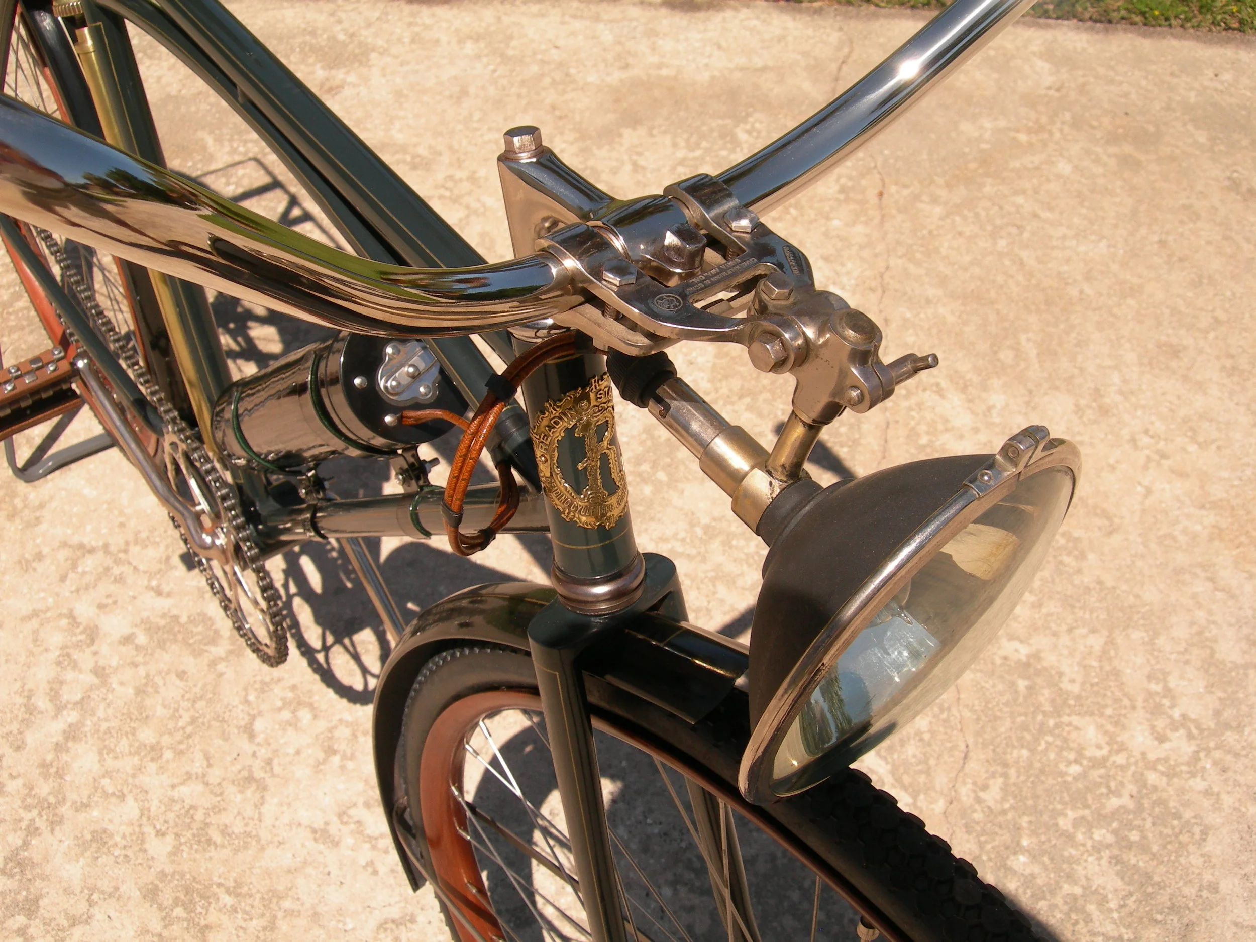 reading-standard---detail_7212055016_o.jpg
