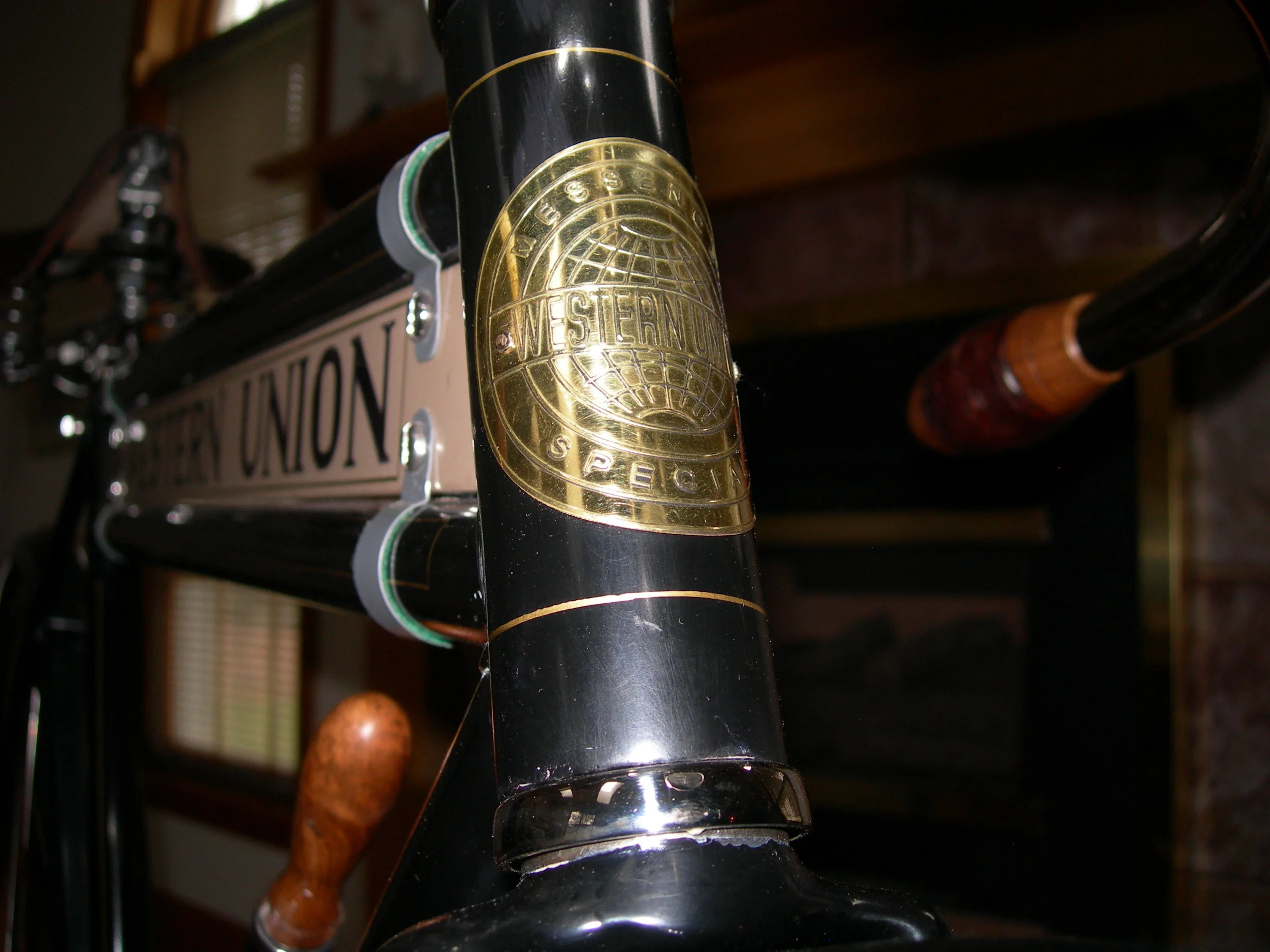 western-union---emblem_8346514291_o.jpg