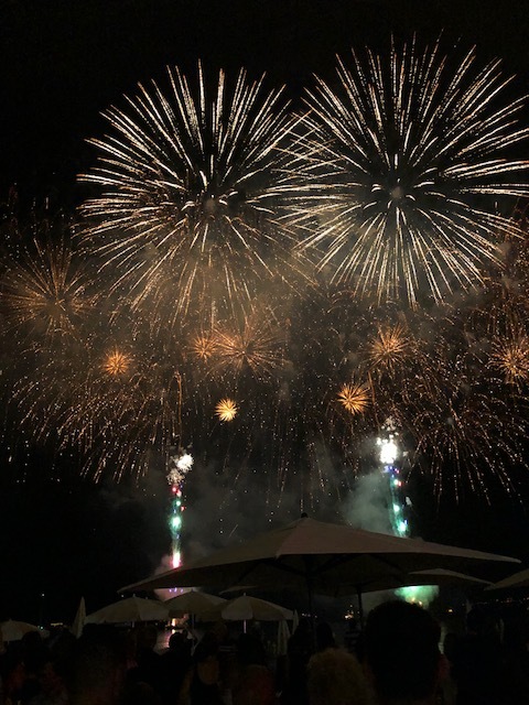 fireworks2.jpg
