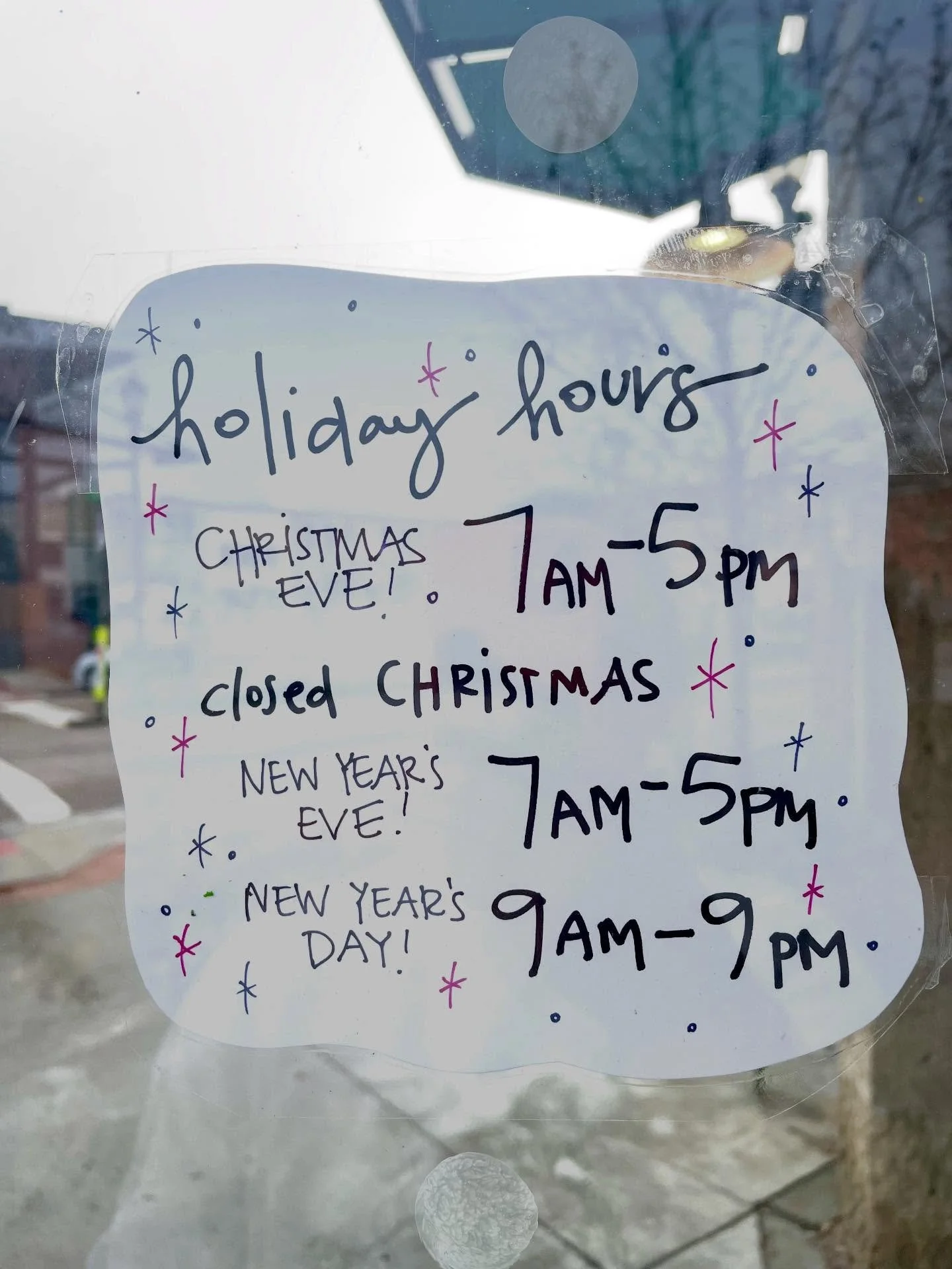 Happy holidays to you from all of us at the Caldwell M❤️ 

We&rsquo;ll be open &lsquo;til 11PM the next couple of nights leading up to Christmas Eve for late night hot chocolate and last minute shopping!