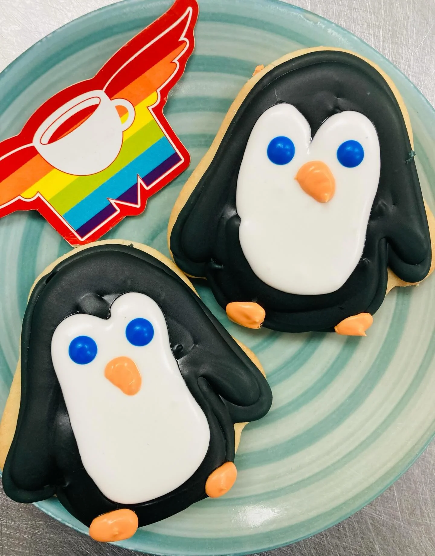 Sugar Cookie Friday is here again! 🐧 #flyingmboise #flyingm #downtownboise