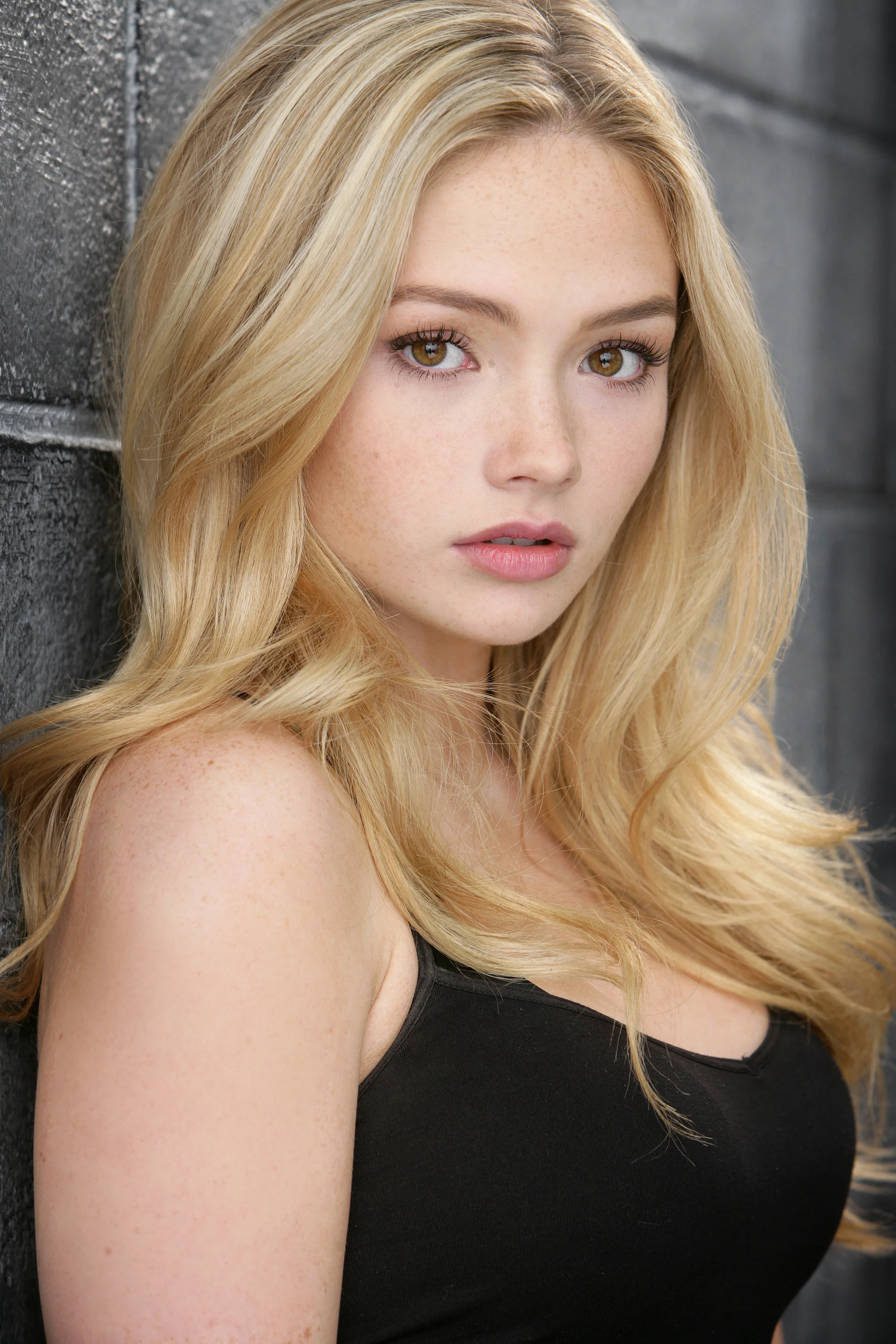Headshots Los Angeles by Shandon Photography