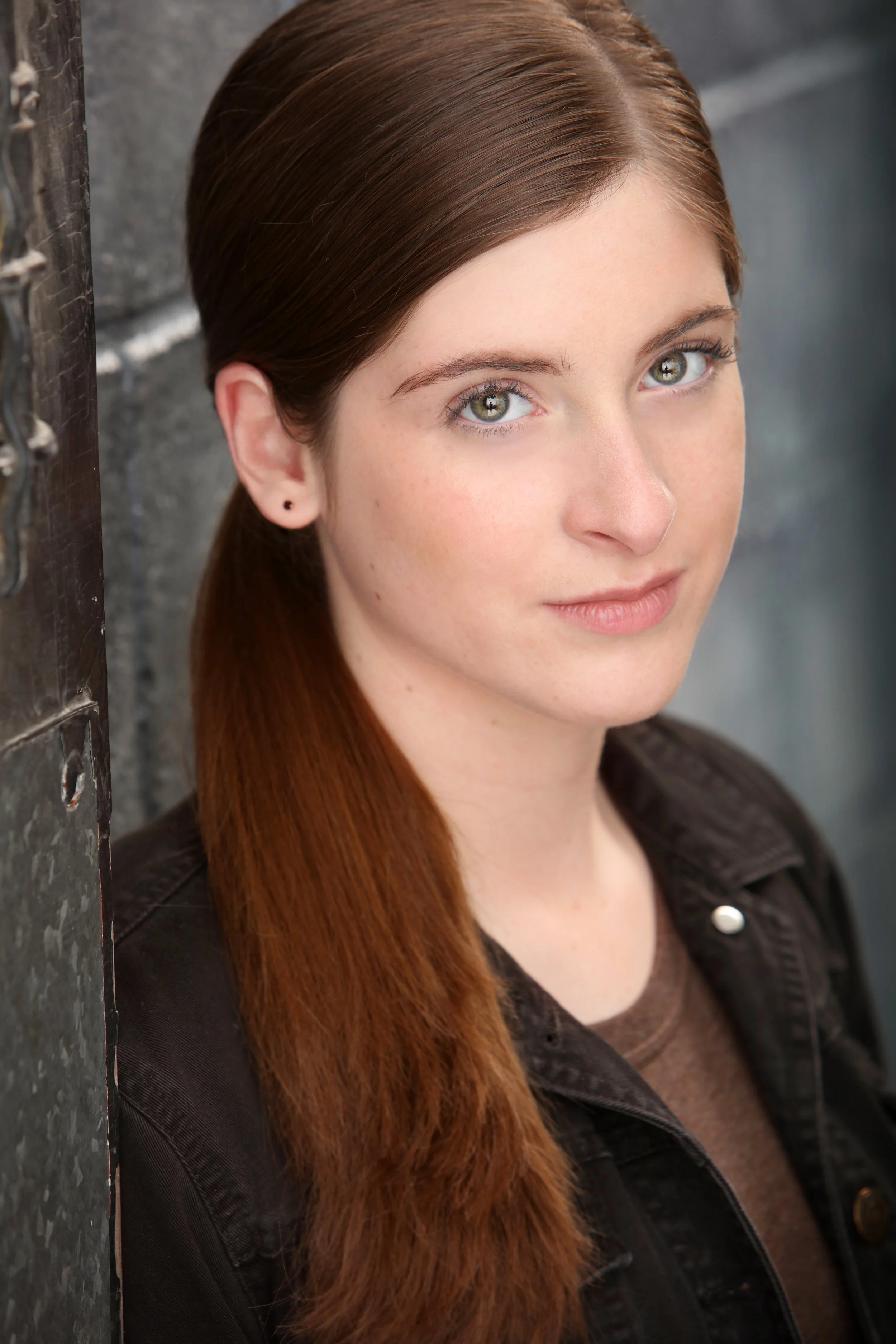 Riddle_Kate_Lee_420.jpg