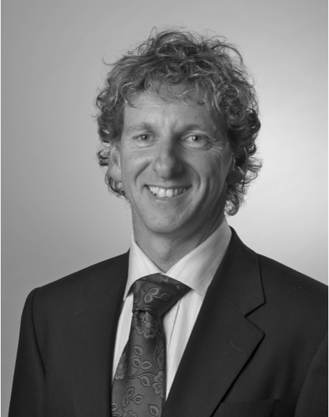 DARREN EGER - ASSOCIATE M: +61 423 100 031 E: darren@executiveempowerment.com.au