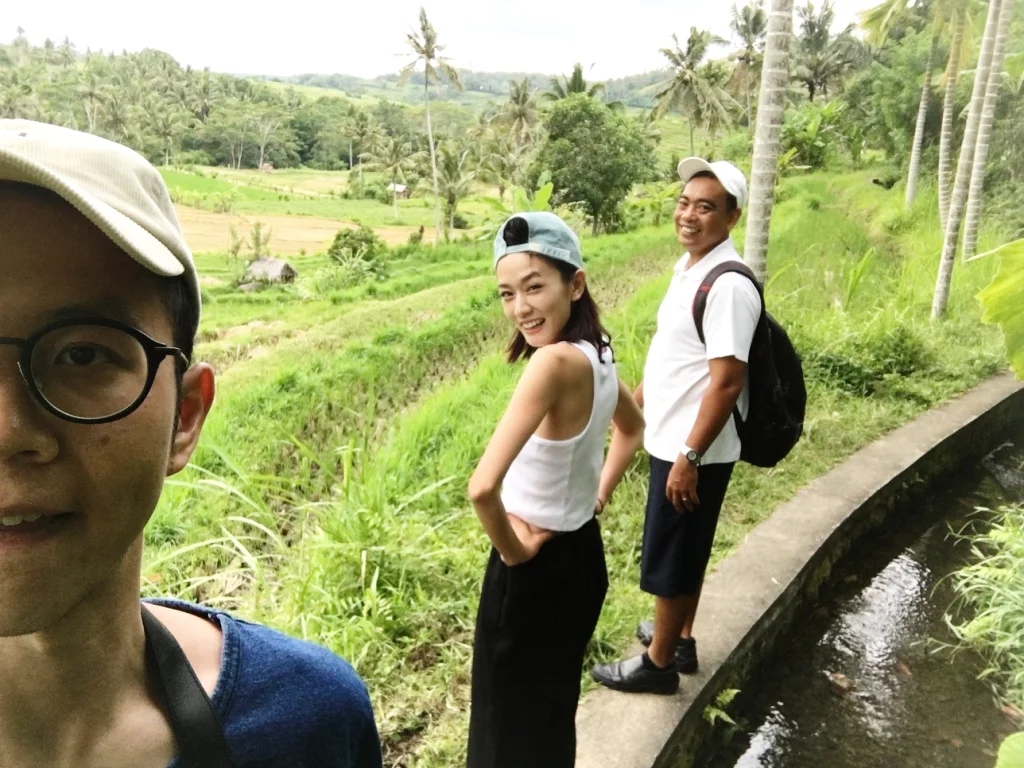 Trekking時的導覽,可能大家在園區中都有注意到我很喜歡拍照記錄,路程中除了盡責地介紹地理文化外,還一直詢問我幫你們拍照吧~覺得需求完全被照顧到 (害羞)。