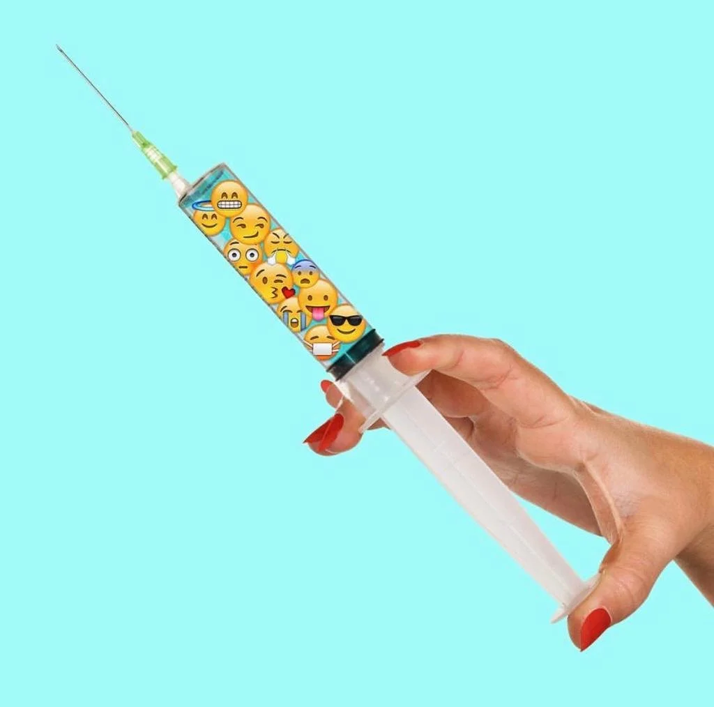 Peptides Unveiled: The Molecular Architects of Health and Beauty