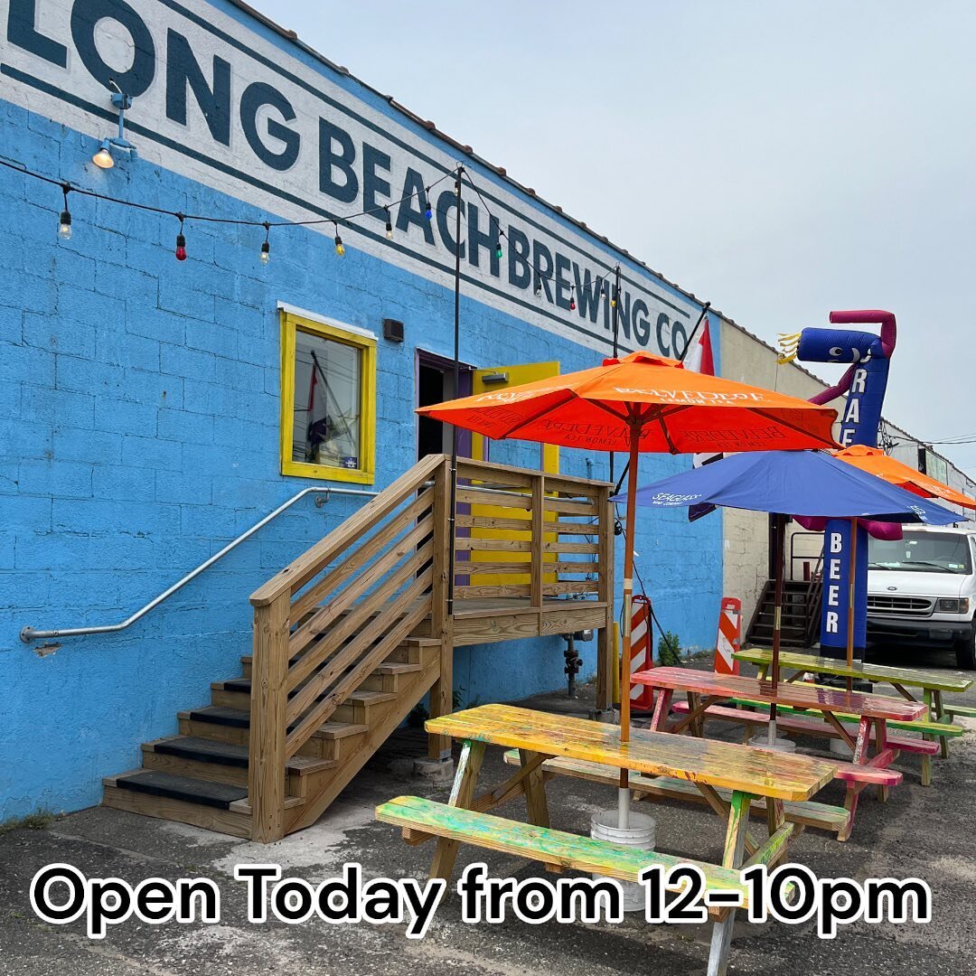 Open all day today!
We have some outdoor seating and it's a nice day for a beer outside! 

#flights
#pints 

#longbeachbrewingcompany #longbeachnynotcalifornia #beer #supportyourlocalbrewery #drinklocal #coldbeer #hops #craftbeer #craftbeercommunity 