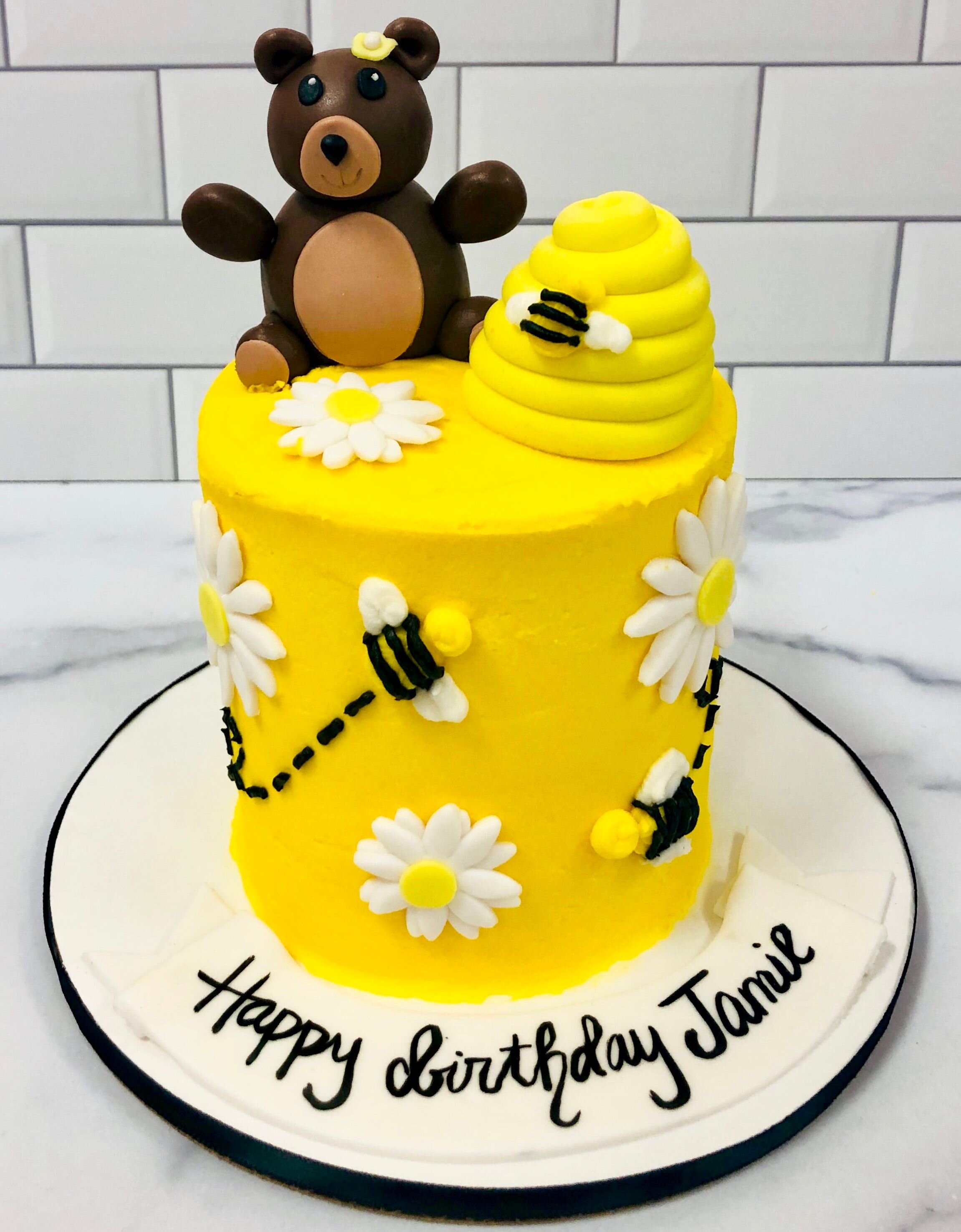 honey-bear-custom-cake-valencia.jpeg