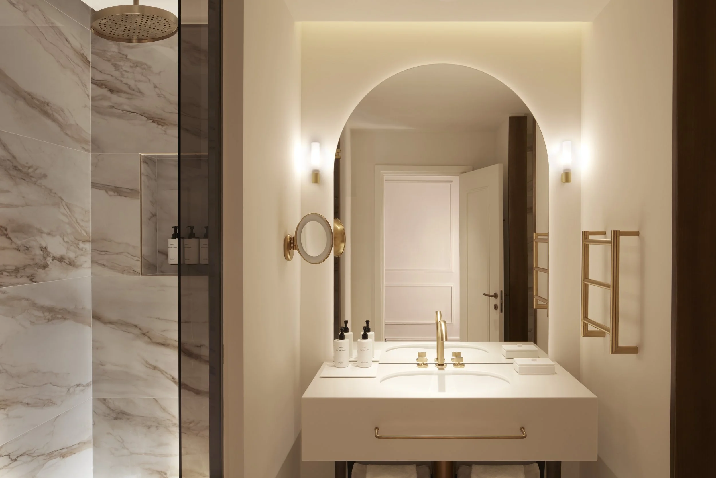 IC-Rome-Bathroom Shower rm505 1  0199 copia.jpg