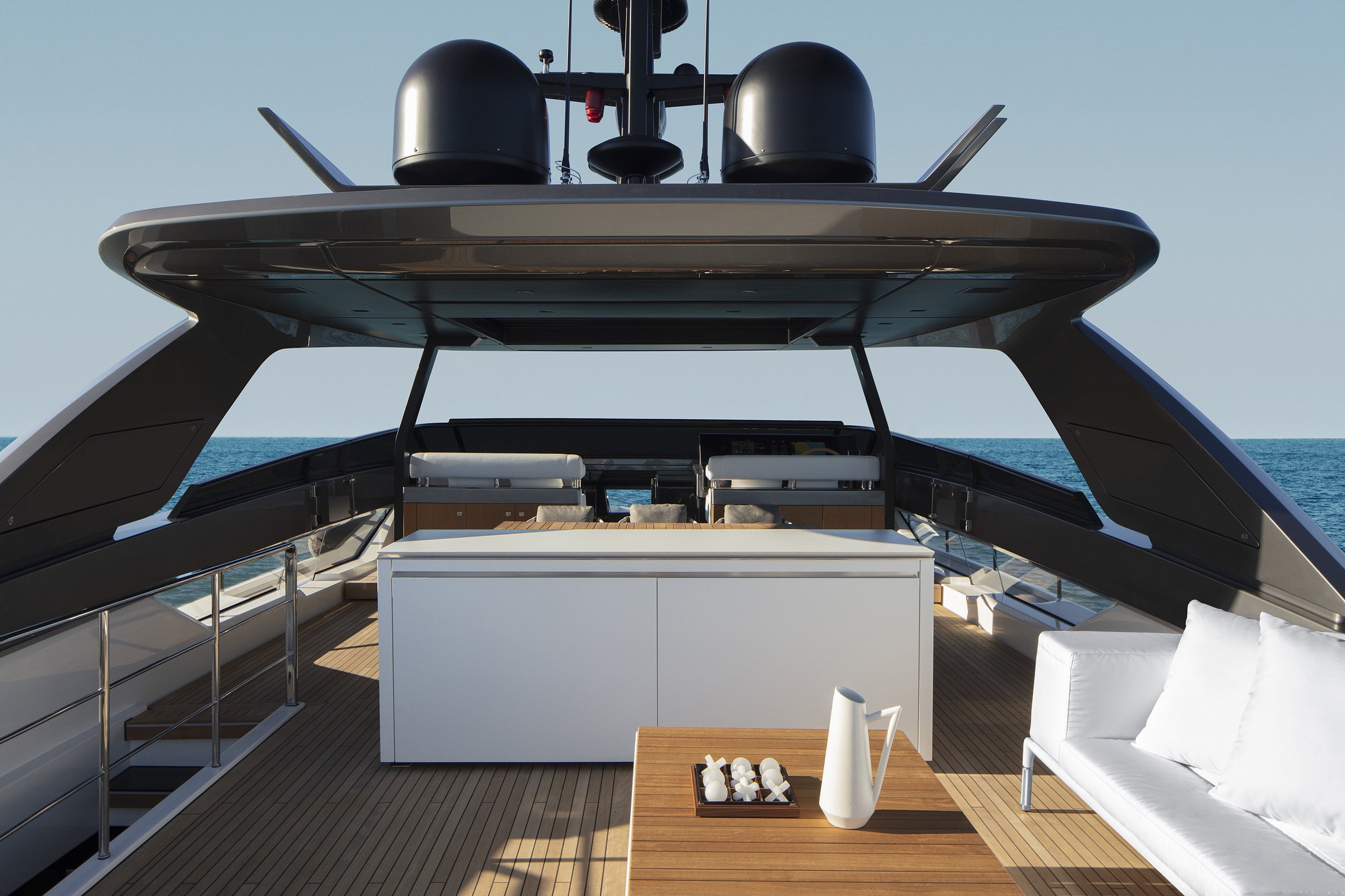 SL102_700 FLY 0775_B.jpg