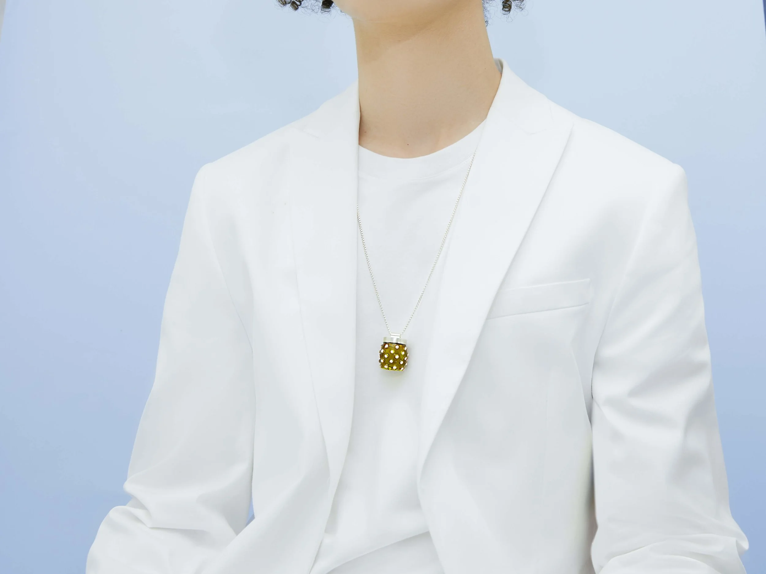 Carina_Mini_Pendant_Model_Shot_Lot28_Coral_Bleaching.jpg