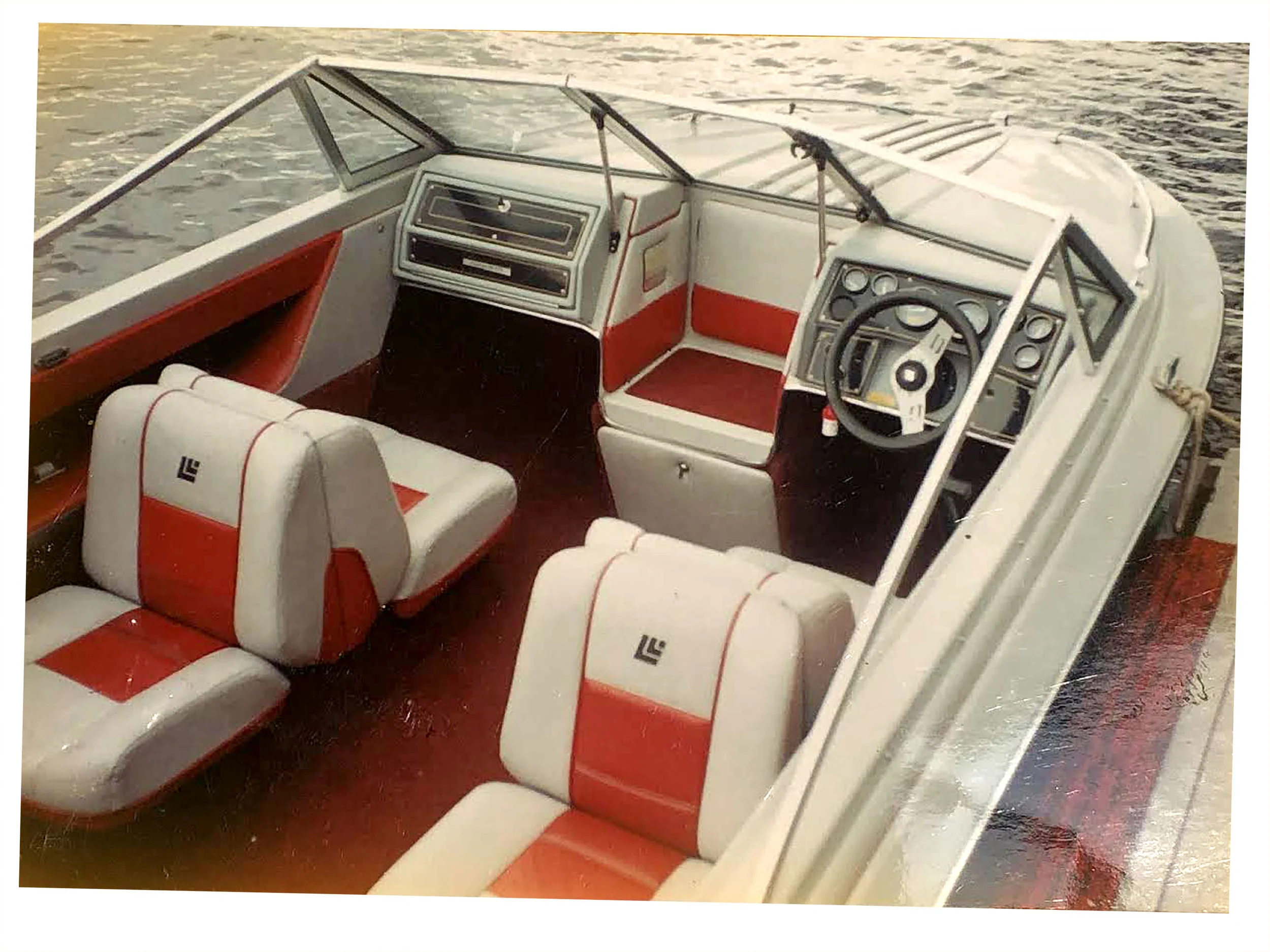 New_Boat_Lot28_Livingroom_B3.jpg