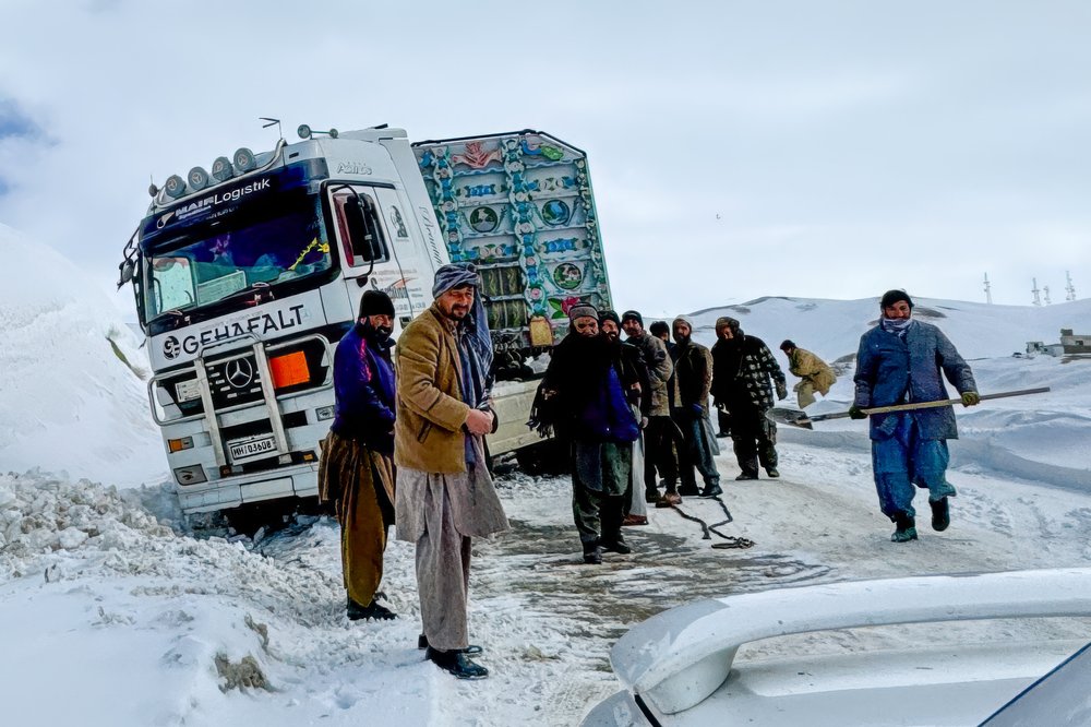 Afghanistan 2024 05 Drive to Bamyan (92) better have snow chains-Edit.jpg