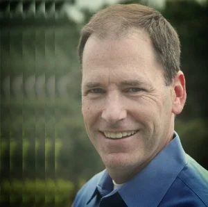 At PG&E, Chris Benjamin leads a team that works collaboratively to measure, communicate, and elevate PG&E’s sustainability commitment across the environmental, economic, and social dimensions of the business, including working to build climate resilience. It also includes active engagement with a broad range of stakeholders. Prior to joining PG&E, Chris was a VP at Eastern Research Group and a Policy Associate for the National Recycling Coalition. He holds a Masters of Environmental Management from Duke University and a BA from Boston College.