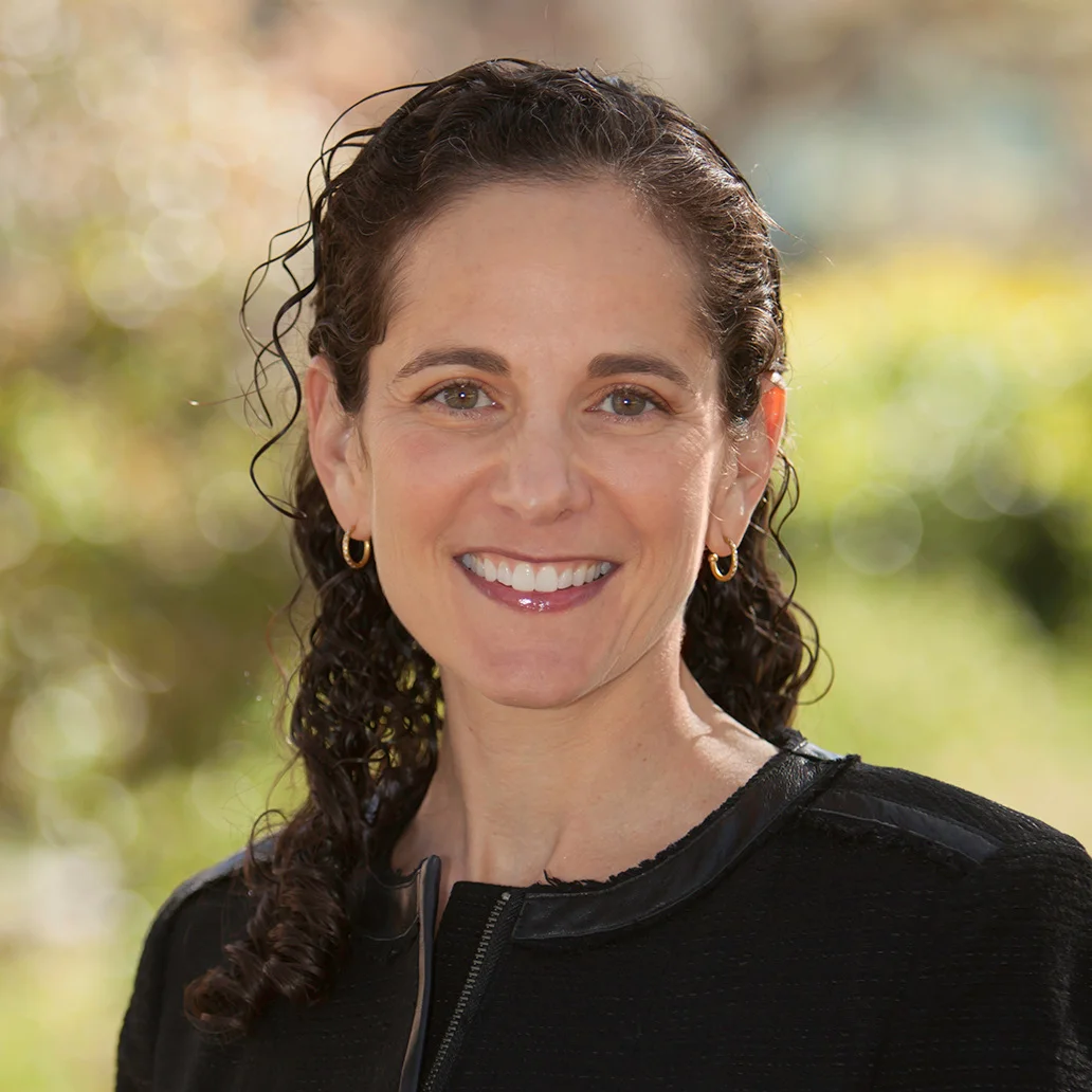 Alicia Seiger is a lecturer at Stanford Law School and Managing Director of both the Stanford Sustainable Finance Initiative and the Steyer-Taylor Center for Energy Policy and Finance, where she develops climate-related solutions, research and engagement across Stanford Law, Graduate School of Business and the Precourt Institute for Energy. A serial entrepreneur and pioneer of new business models, Alicia has been designing and executing climate and energy strategies for businesses, foundations, investors, and NGOs since 2004. She has served on the management teams of multiple startups, including at TerraPass, a pioneer of the US carbon offset market, and Flycast Communications, one of the world’s first web advertising networks. Alicia holds an MBA from the Stanford Graduate School of Business, and a BA in Environmental Policy and Cultural Anthropology from Duke University.